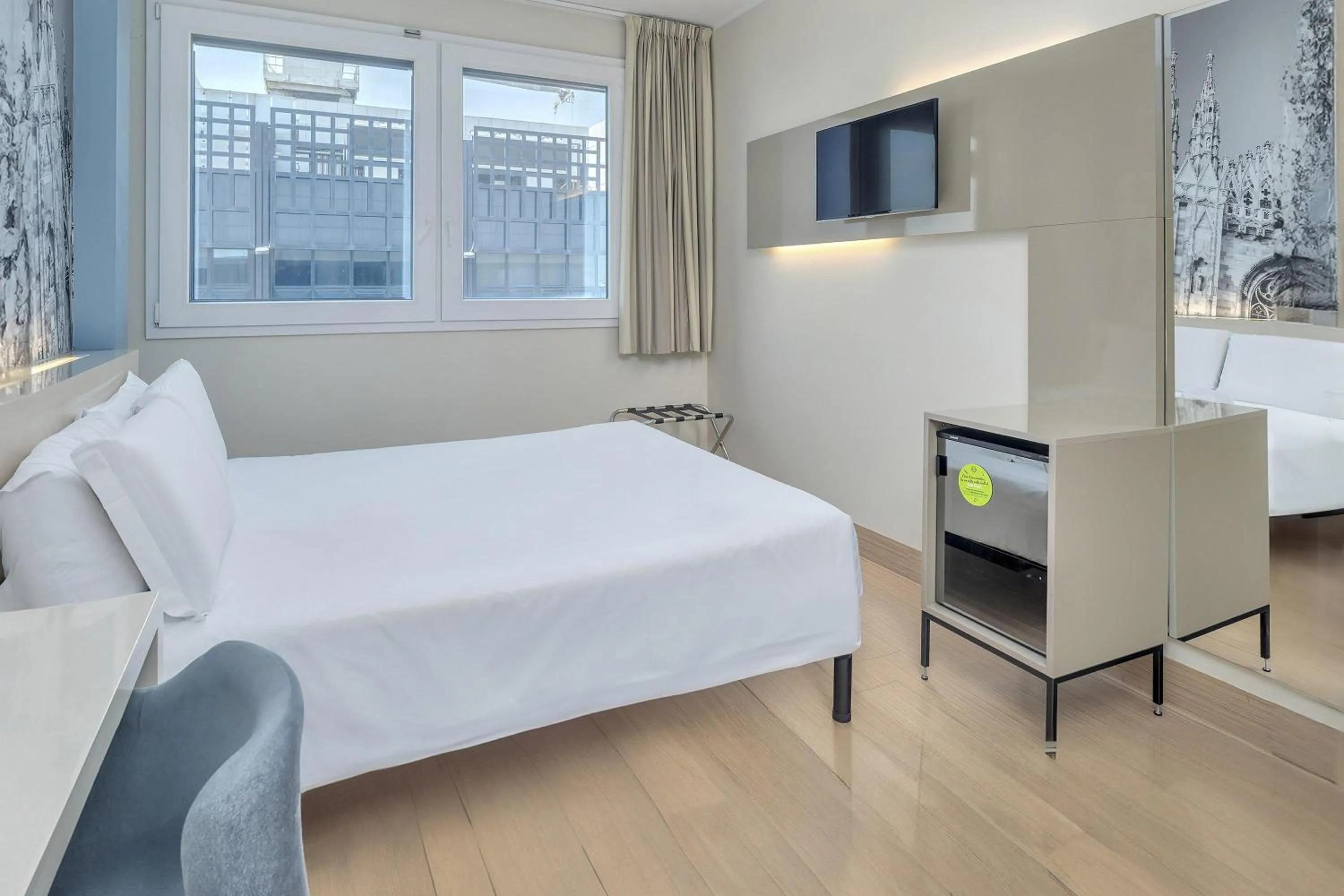 Photo of the whole room, Bed in B&B Hotel Milano Cenisio Garibaldi