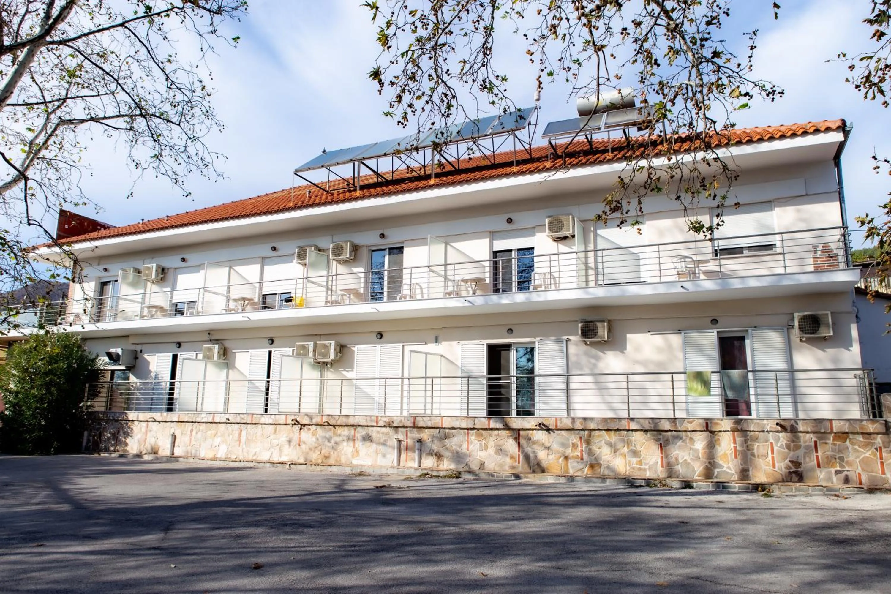 Property building in Giannis Hotel