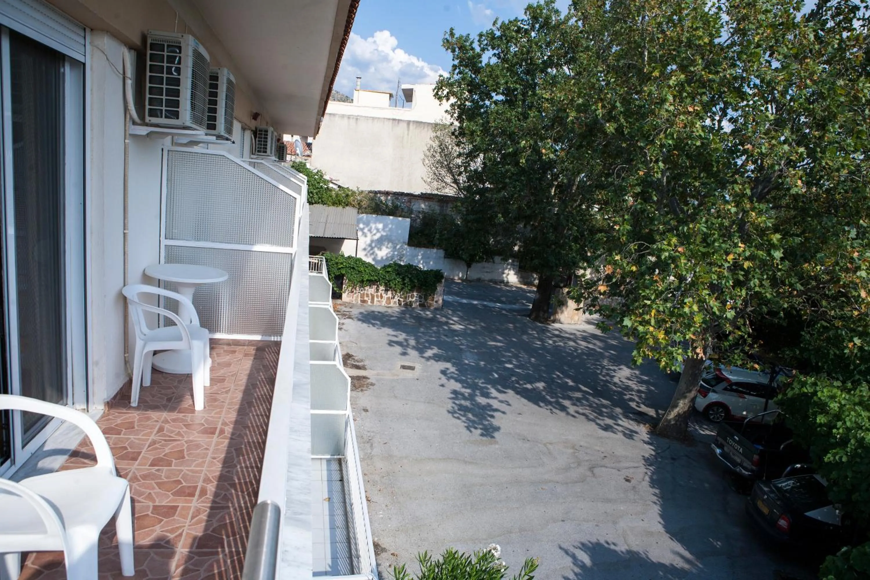 Property building in Giannis Hotel