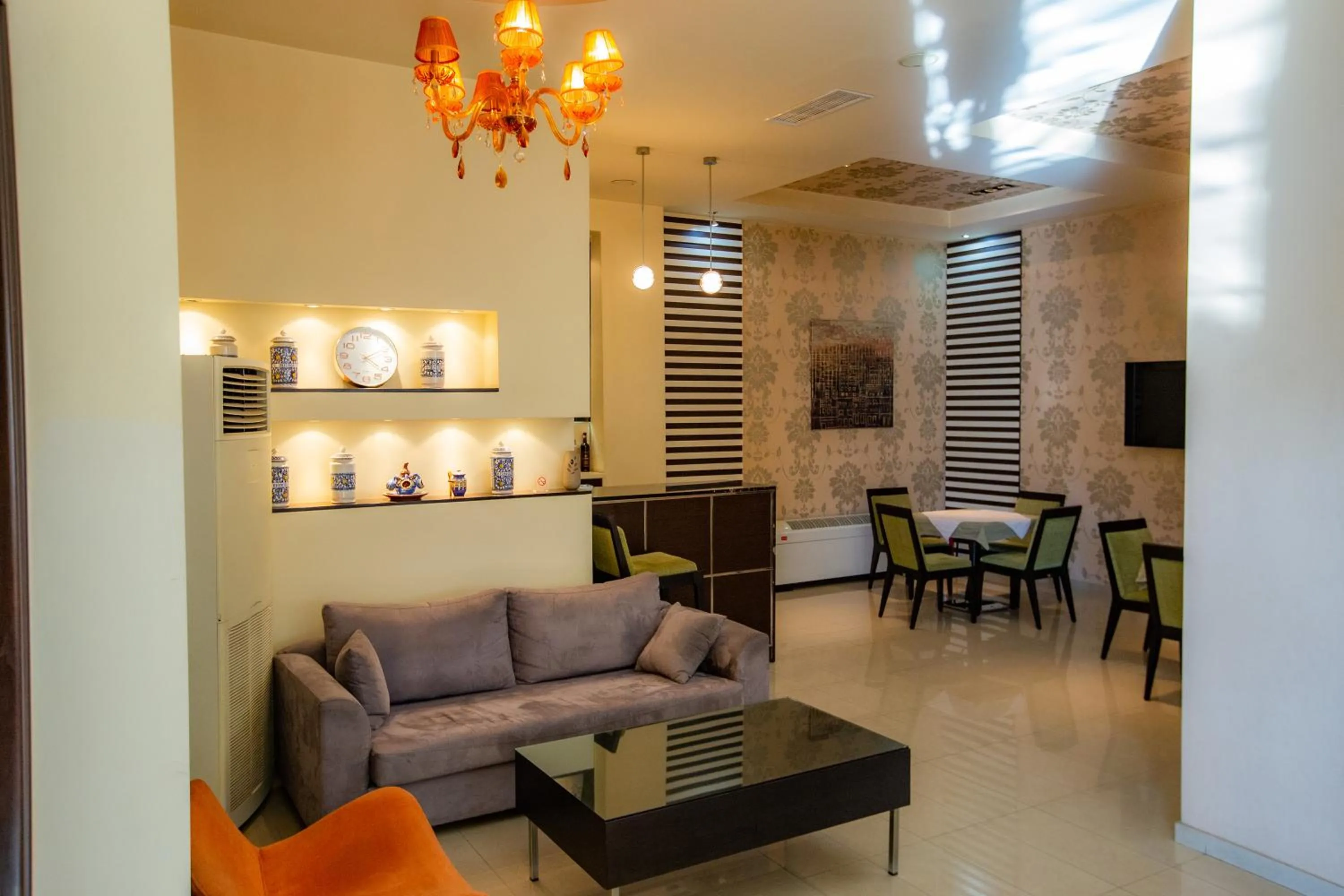 TV and multimedia in Giannis Hotel