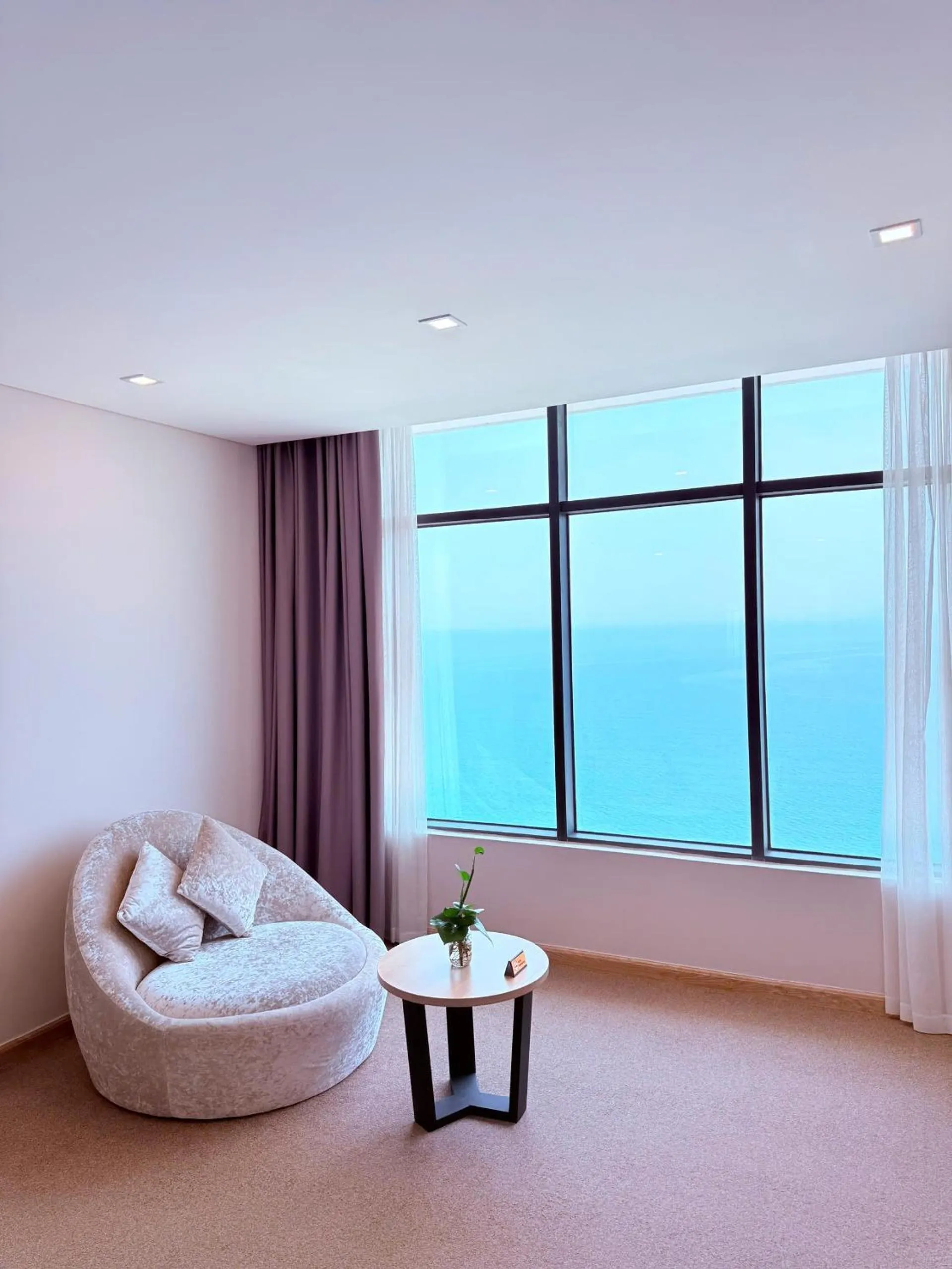 Bed in Muong Thanh Luxury Nha Trang Hotel