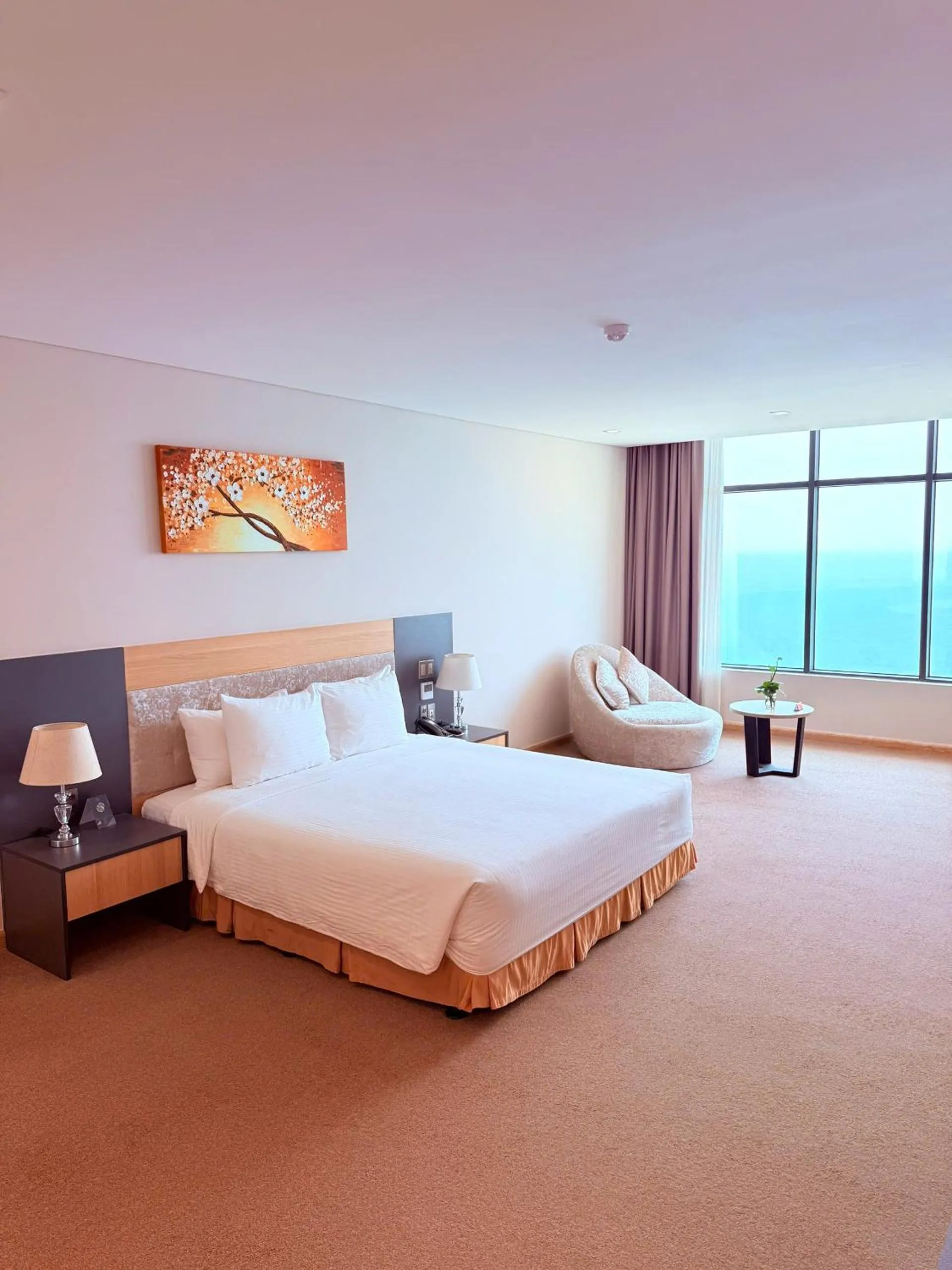Bed in Muong Thanh Luxury Nha Trang Hotel