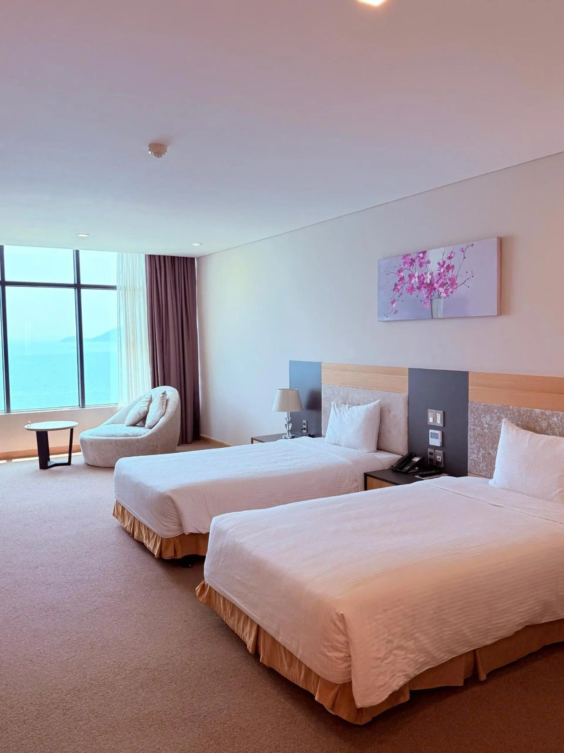 Bed in Muong Thanh Luxury Nha Trang Hotel