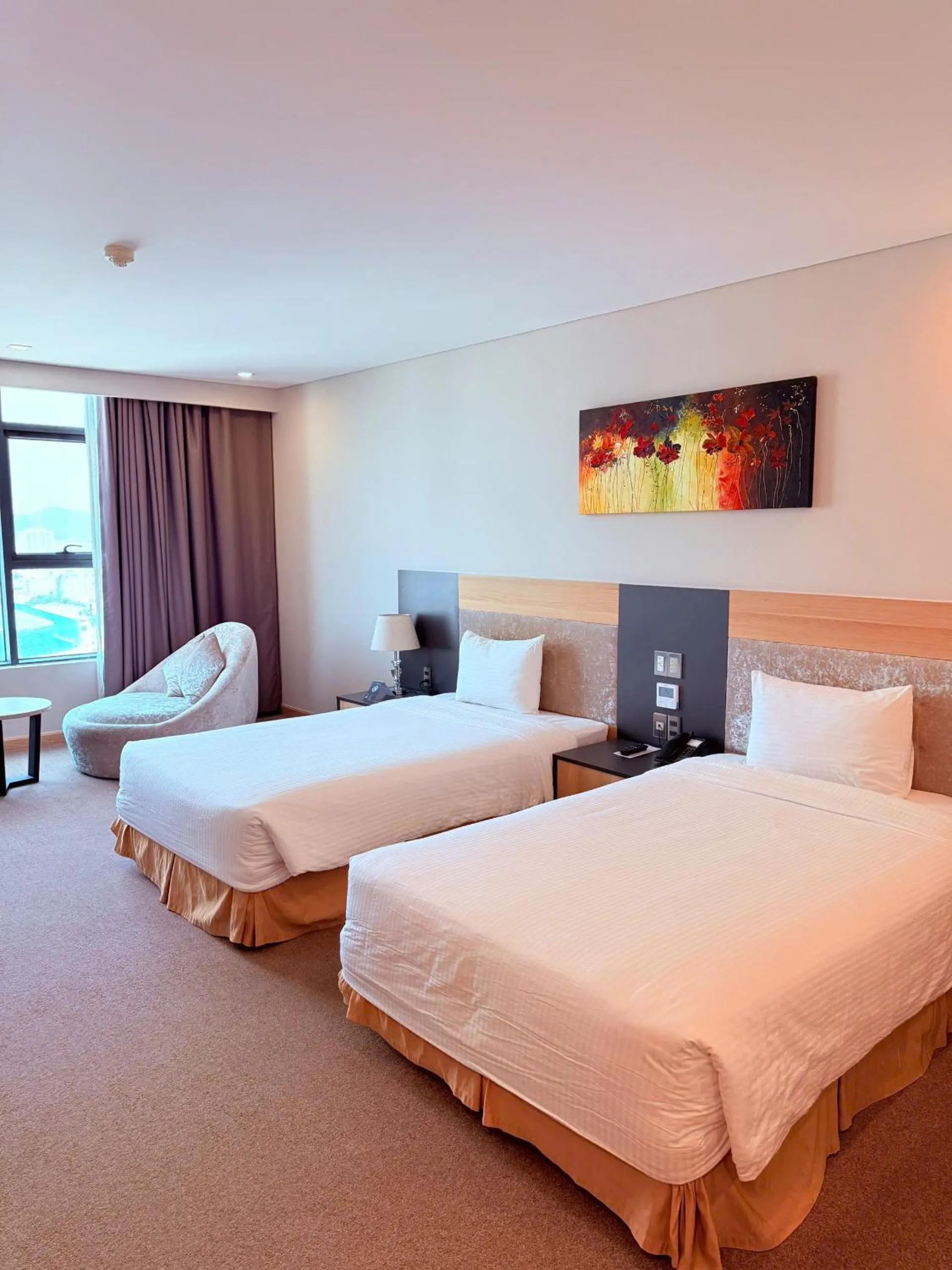 Bed in Muong Thanh Luxury Nha Trang Hotel