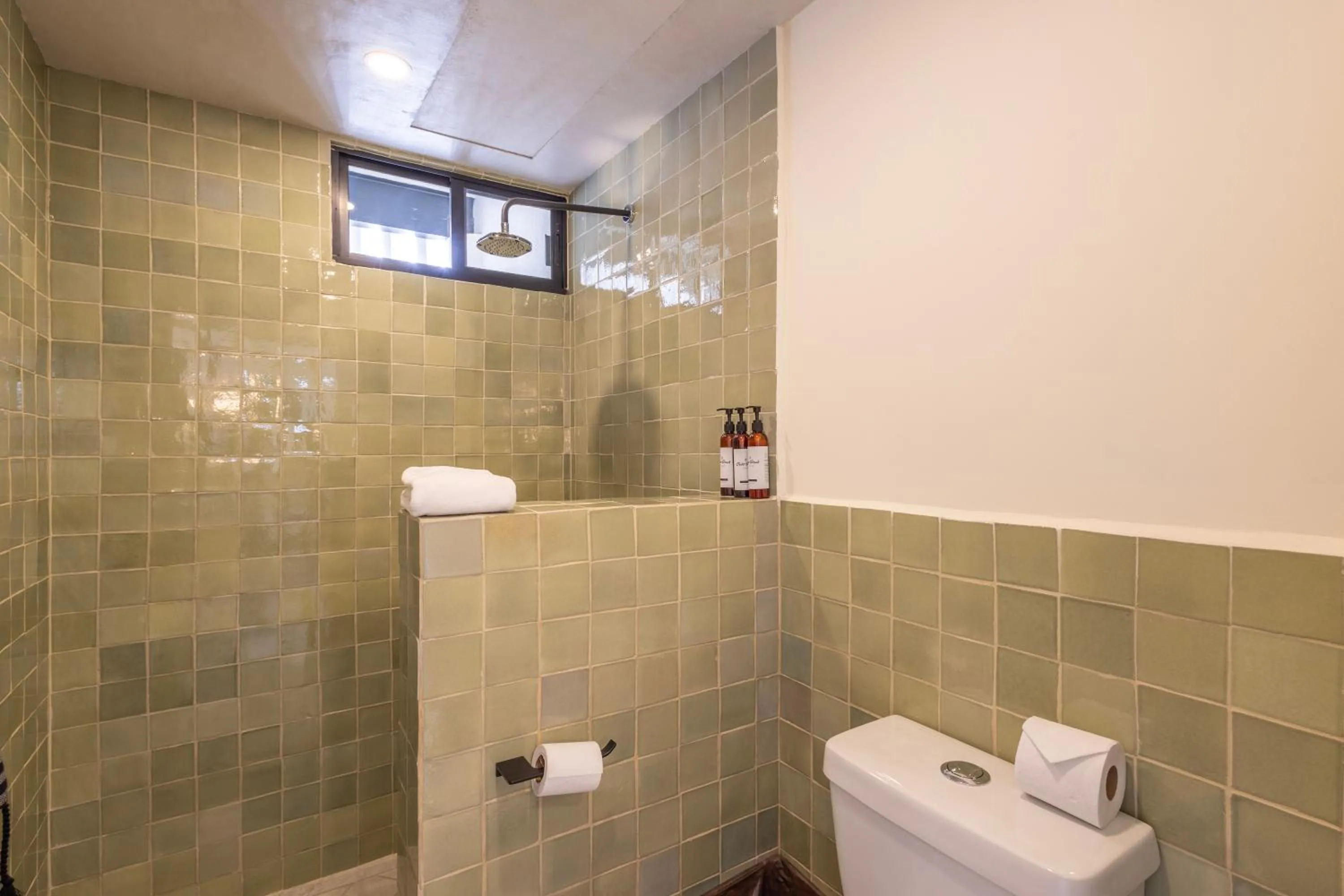 Bathroom in Cabo Break Hotel