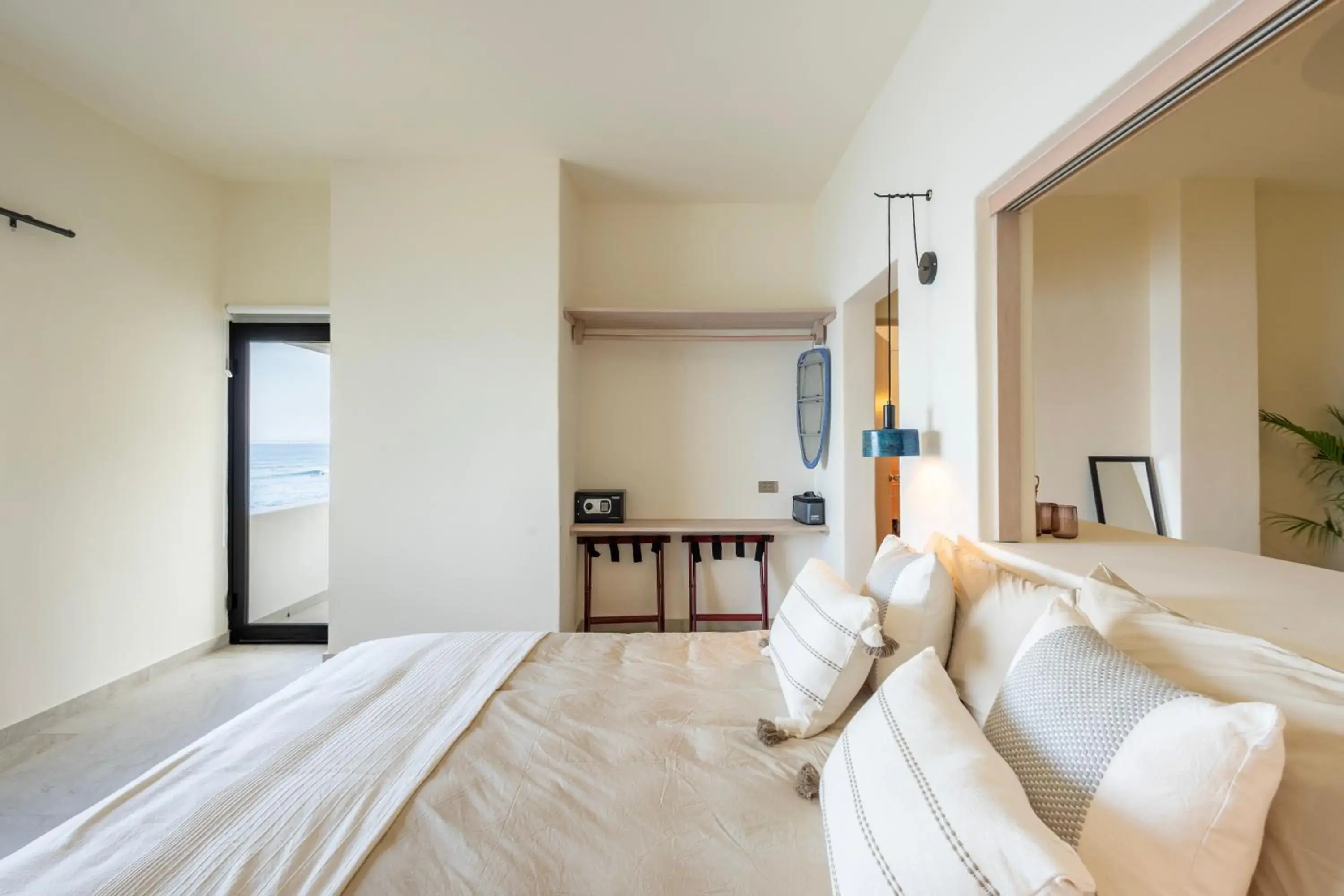 Superior Suite with Sea View in Cabo Break Hotel Superior Suite with Sea View in Cabo Break Hotel