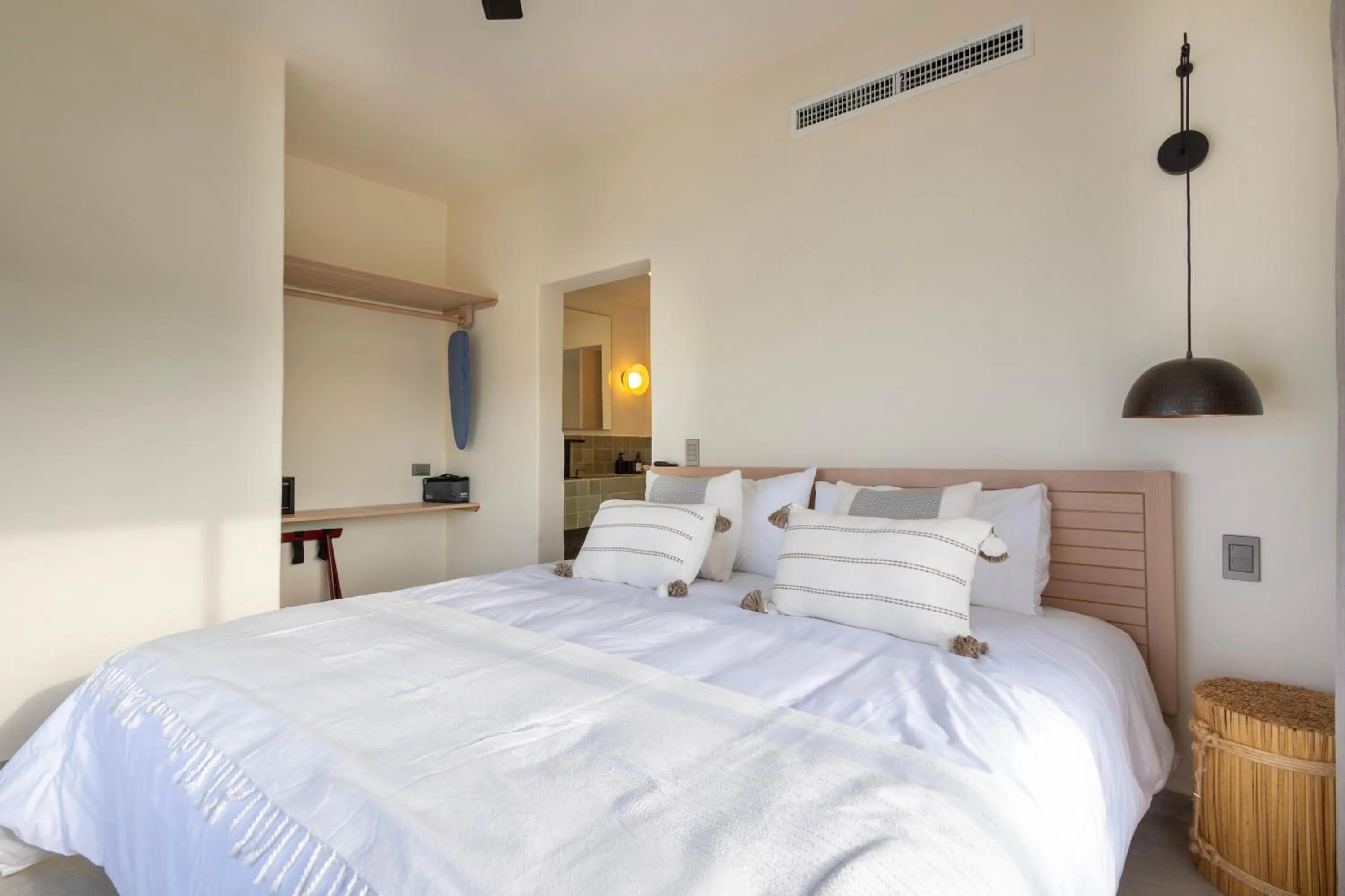 Bed in Cabo Break Hotel