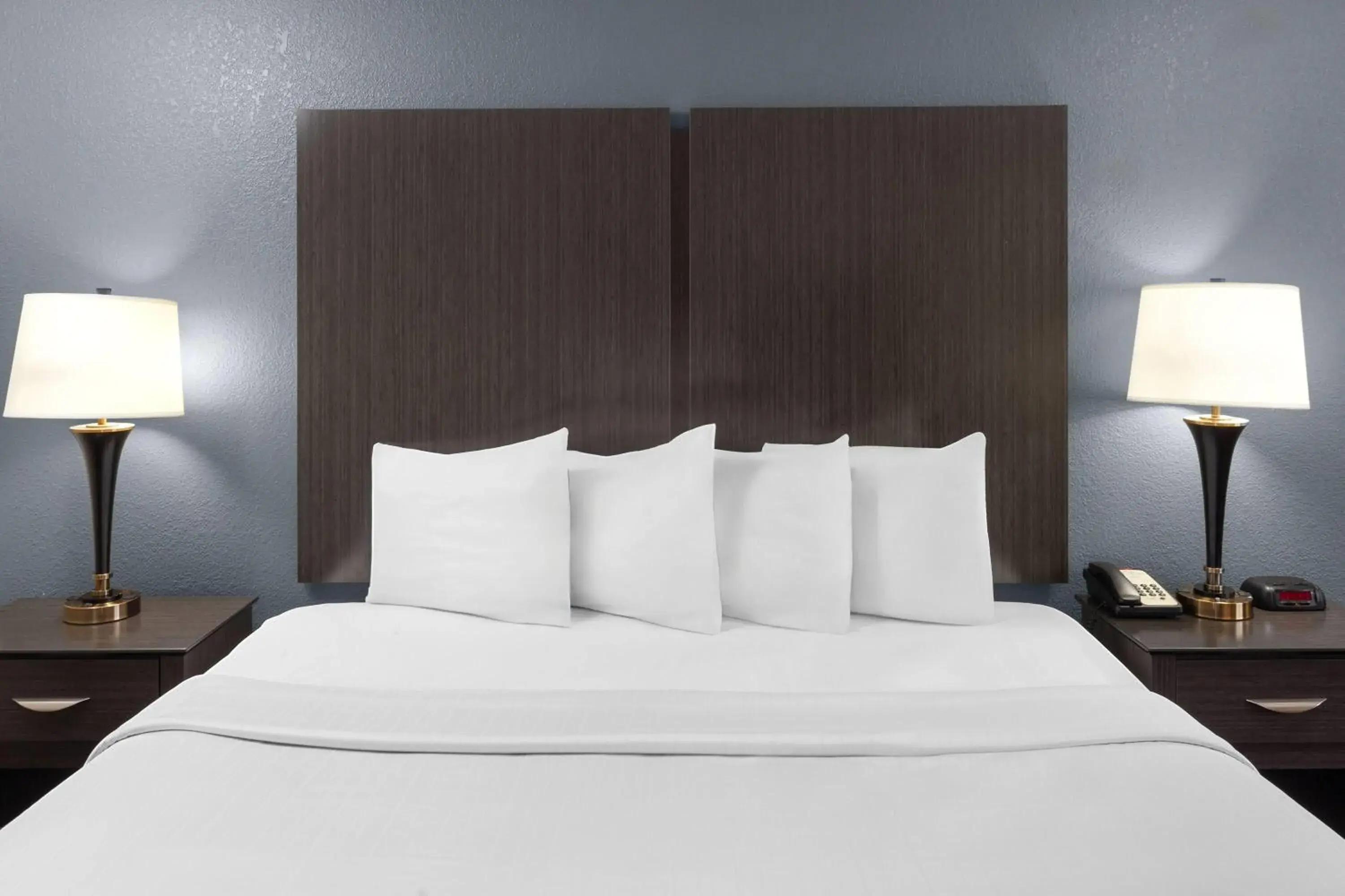 Photo of the whole room, Bed in Baymont by Wyndham Chester IL Photo of the whole room, Bed in Baymont by Wyndham Chester IL