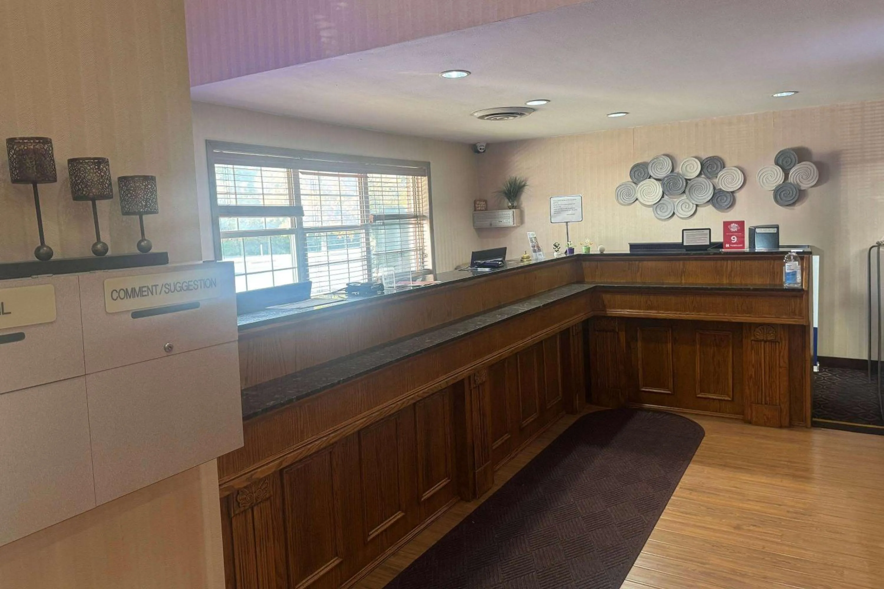 Lobby or reception in Best Western Chester Hotel