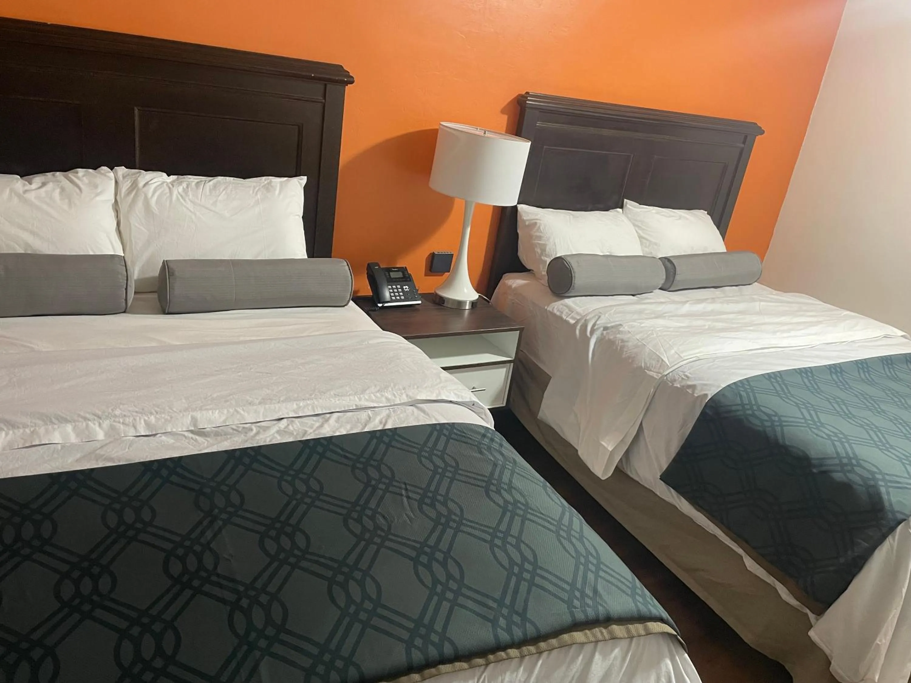 Bed in Alien Residence Inn