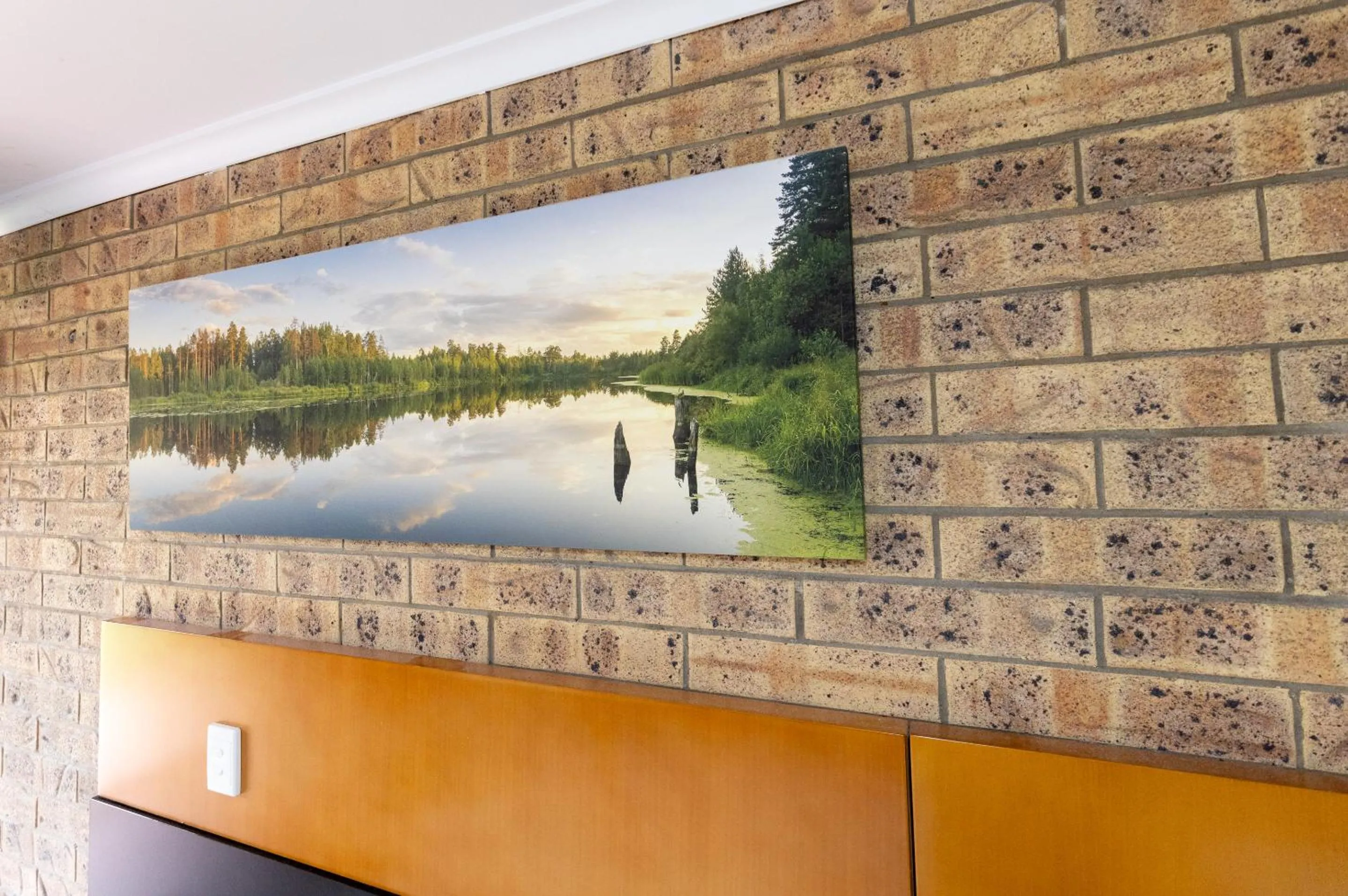 Decorative detail in Sundowner Hotel Motel