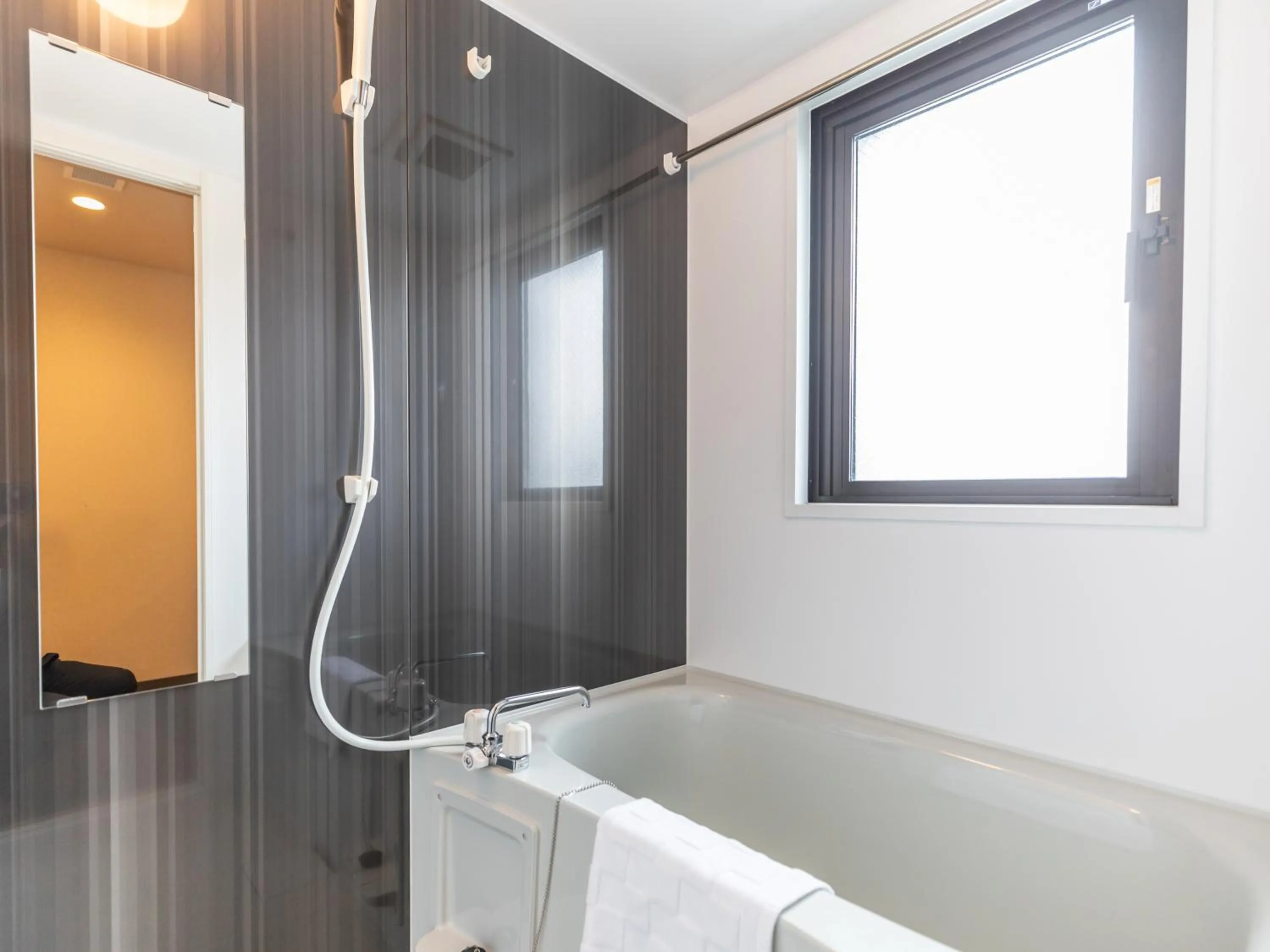 Shower in Tabist GROOVE KYOTO OKOSHIYASU