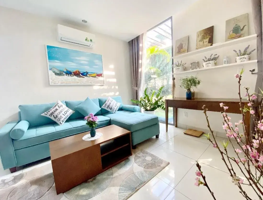 Living room, Seating Area in OCEANAMI VILLAS & BEACH CLUB Living room, Seating Area in OCEANAMI VILLAS & BEACH CLUB