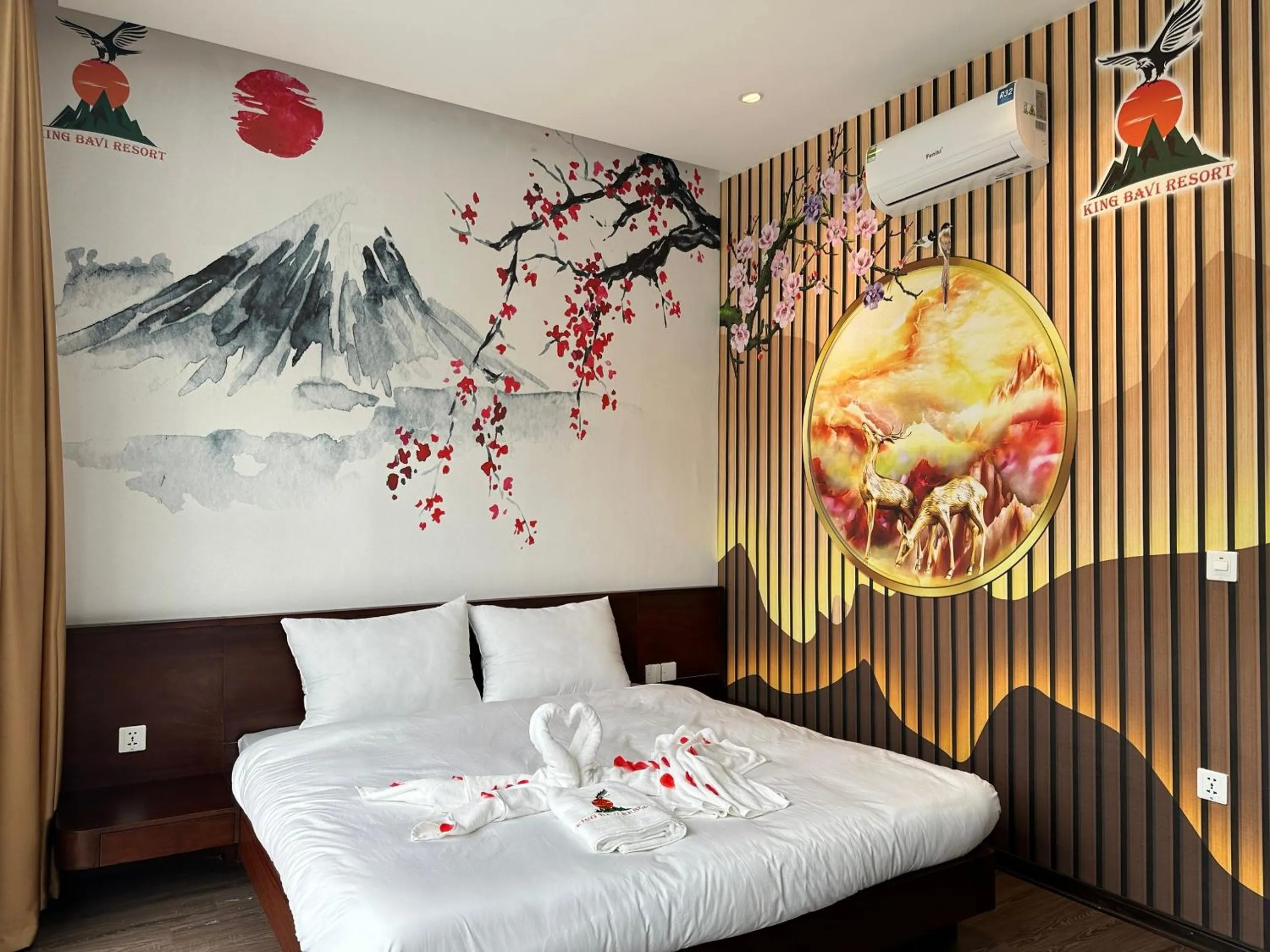 air conditioner in King Bavi Resort