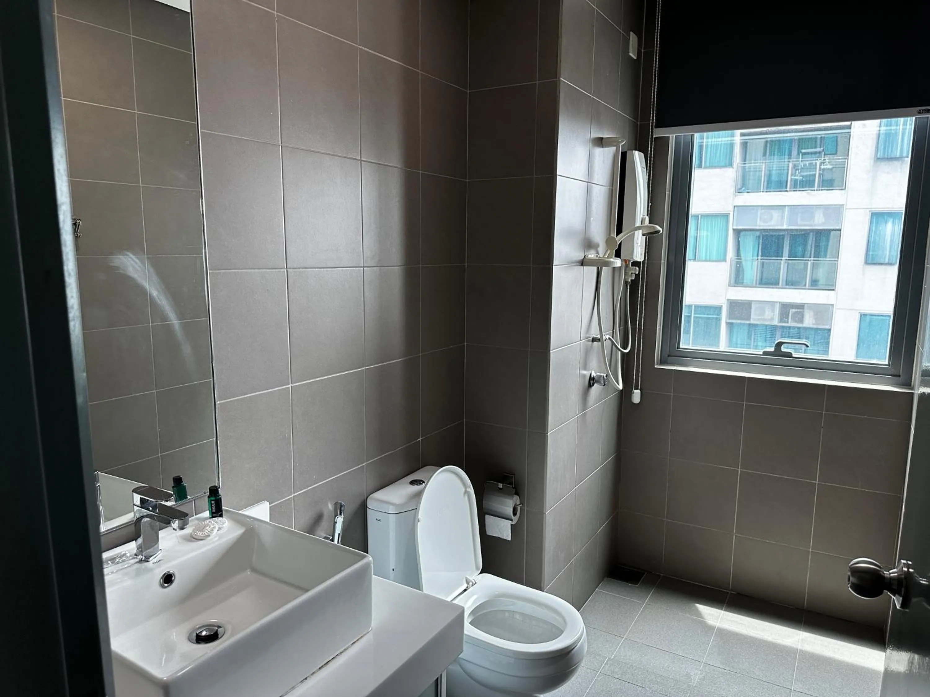 Shower in Summer Suites KLCC by Luna KL