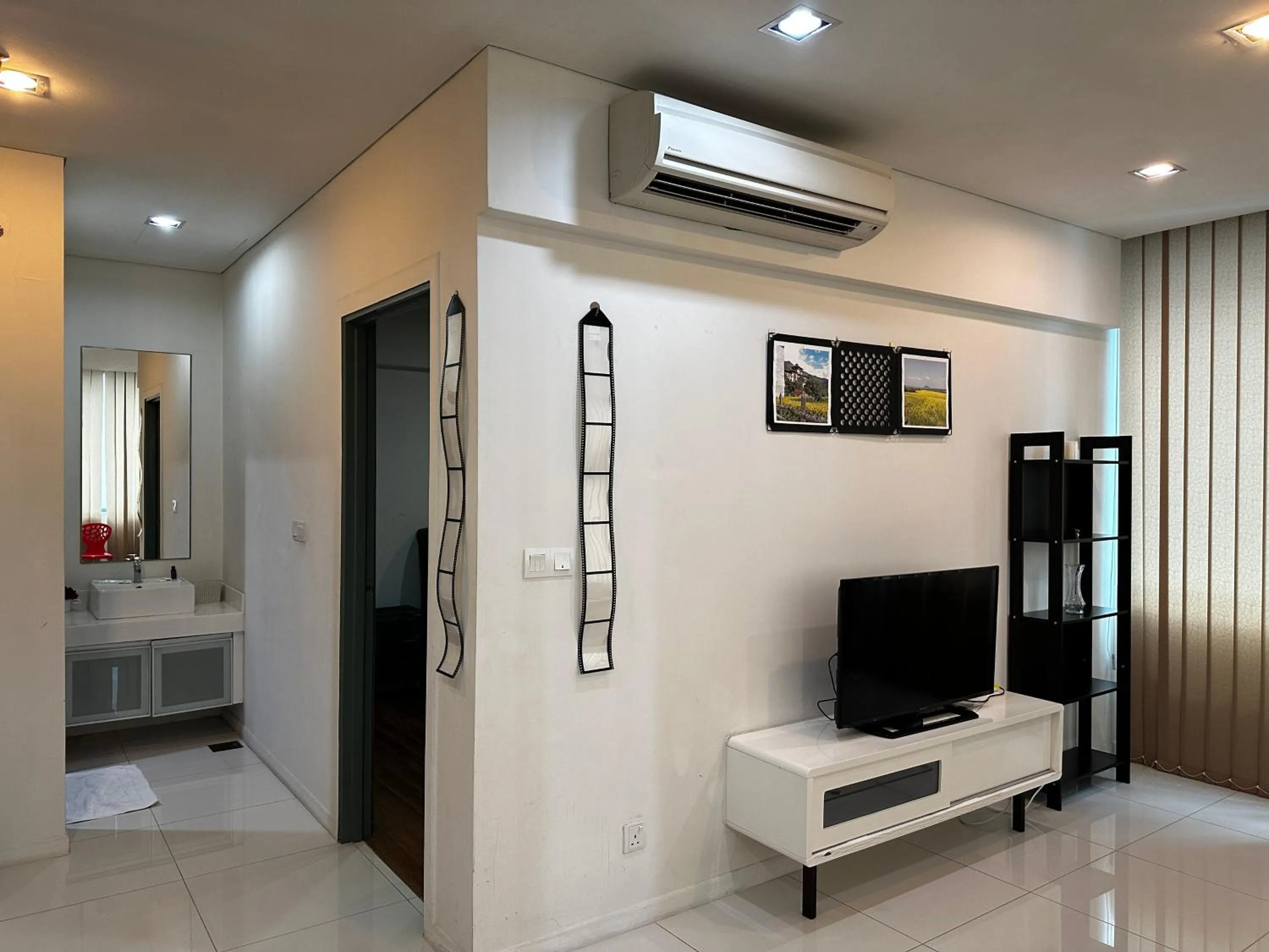 air conditioner in Summer Suites KLCC by Luna KL