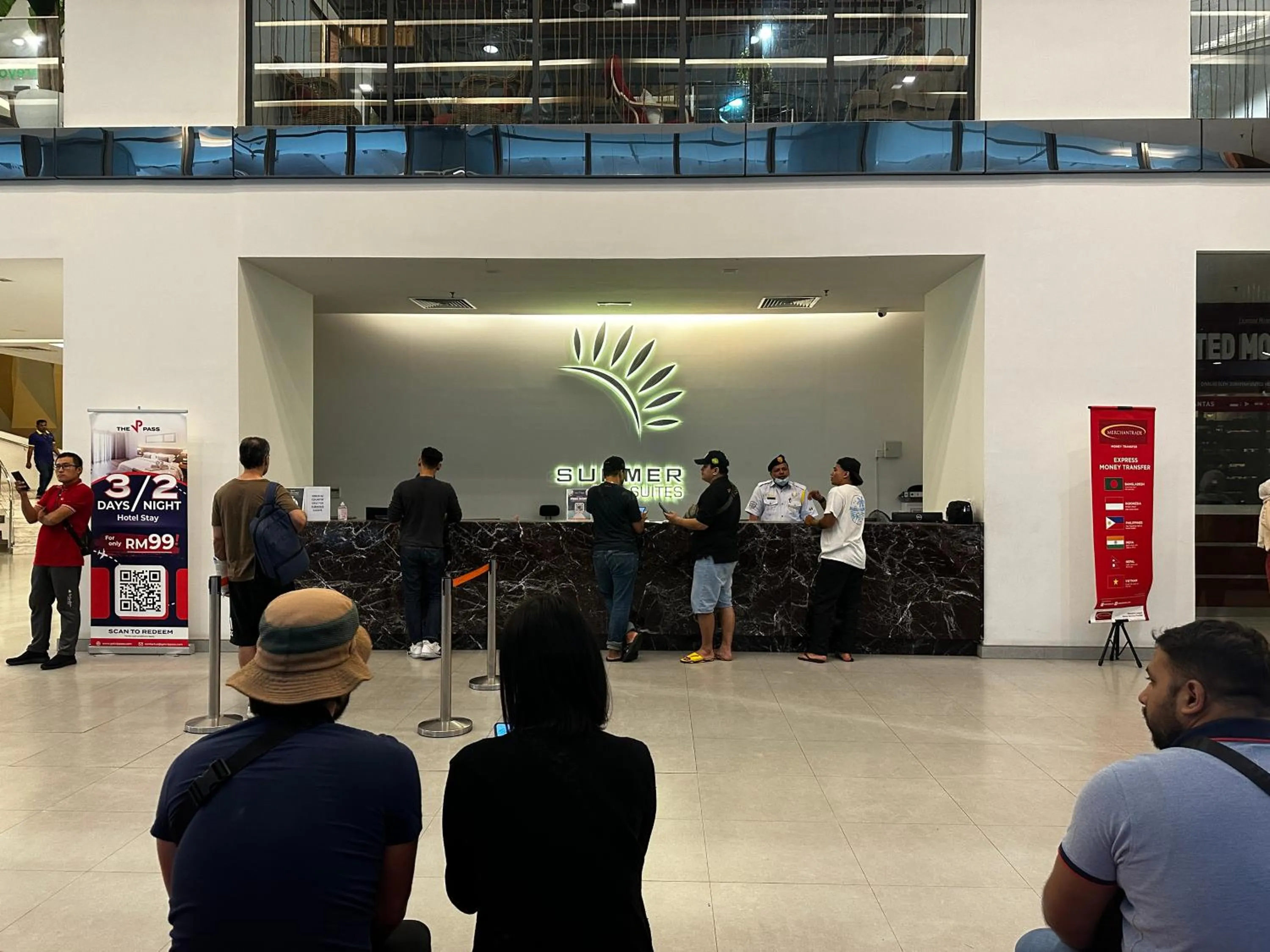 Lobby or reception in Summer Suites KLCC by Luna KL