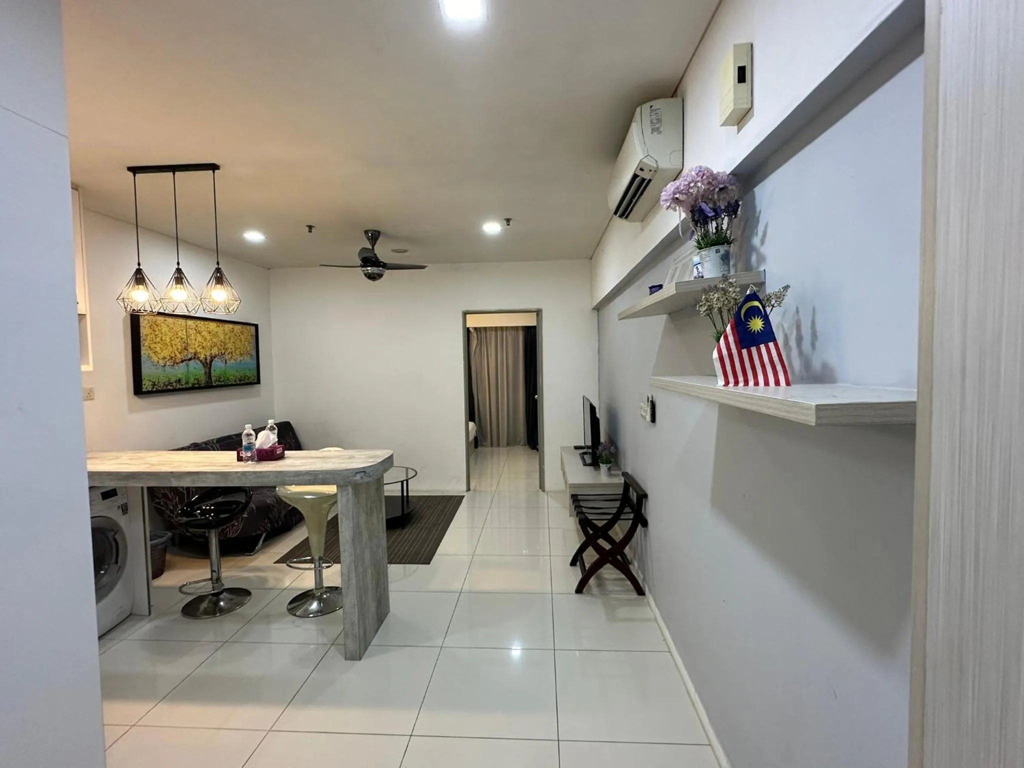 Photo of the whole room in Summer Suites KLCC by Luna KL