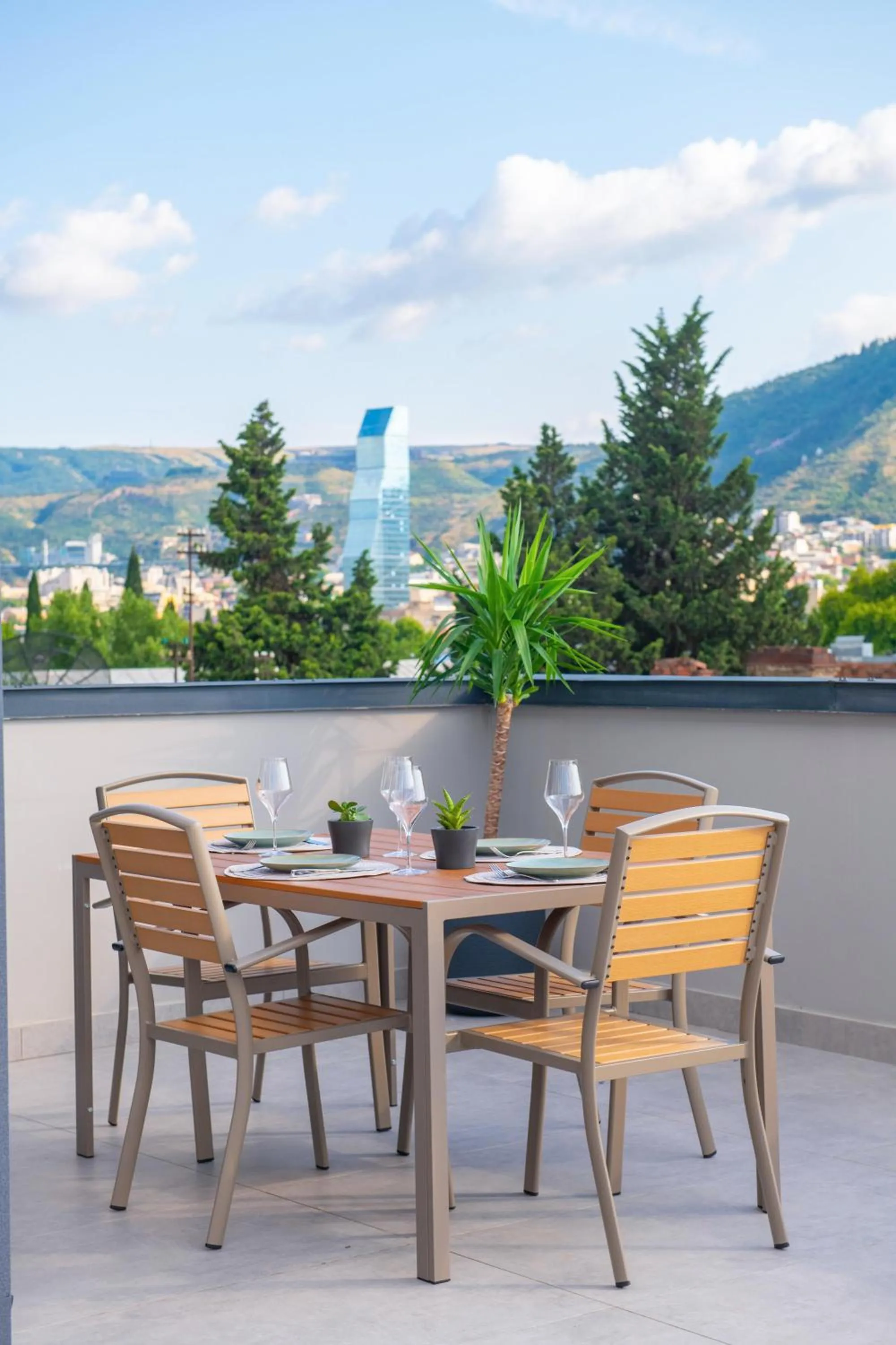 Qstay Gratus Tbilisi