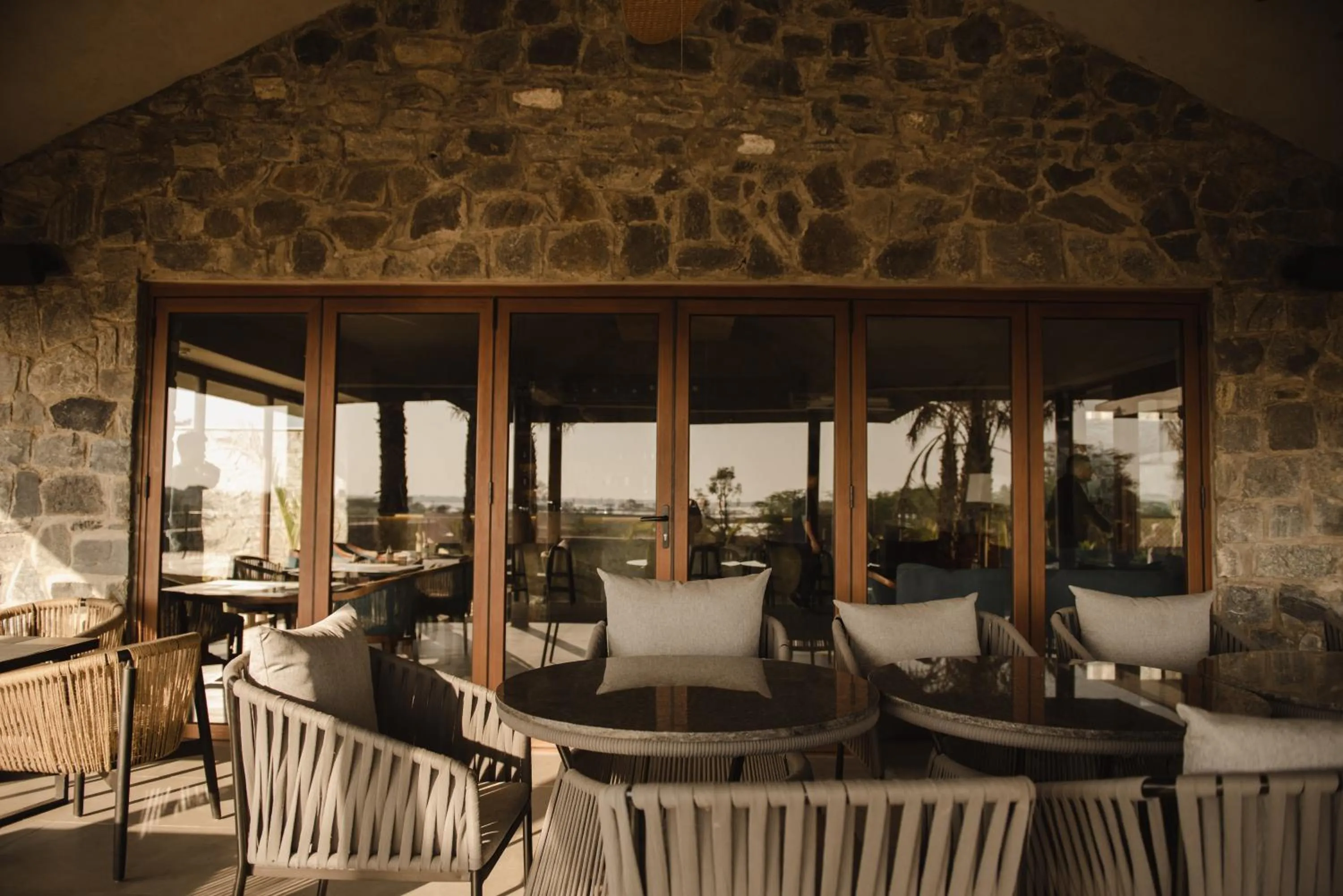 Restaurant/places to eat in Sangam Farms