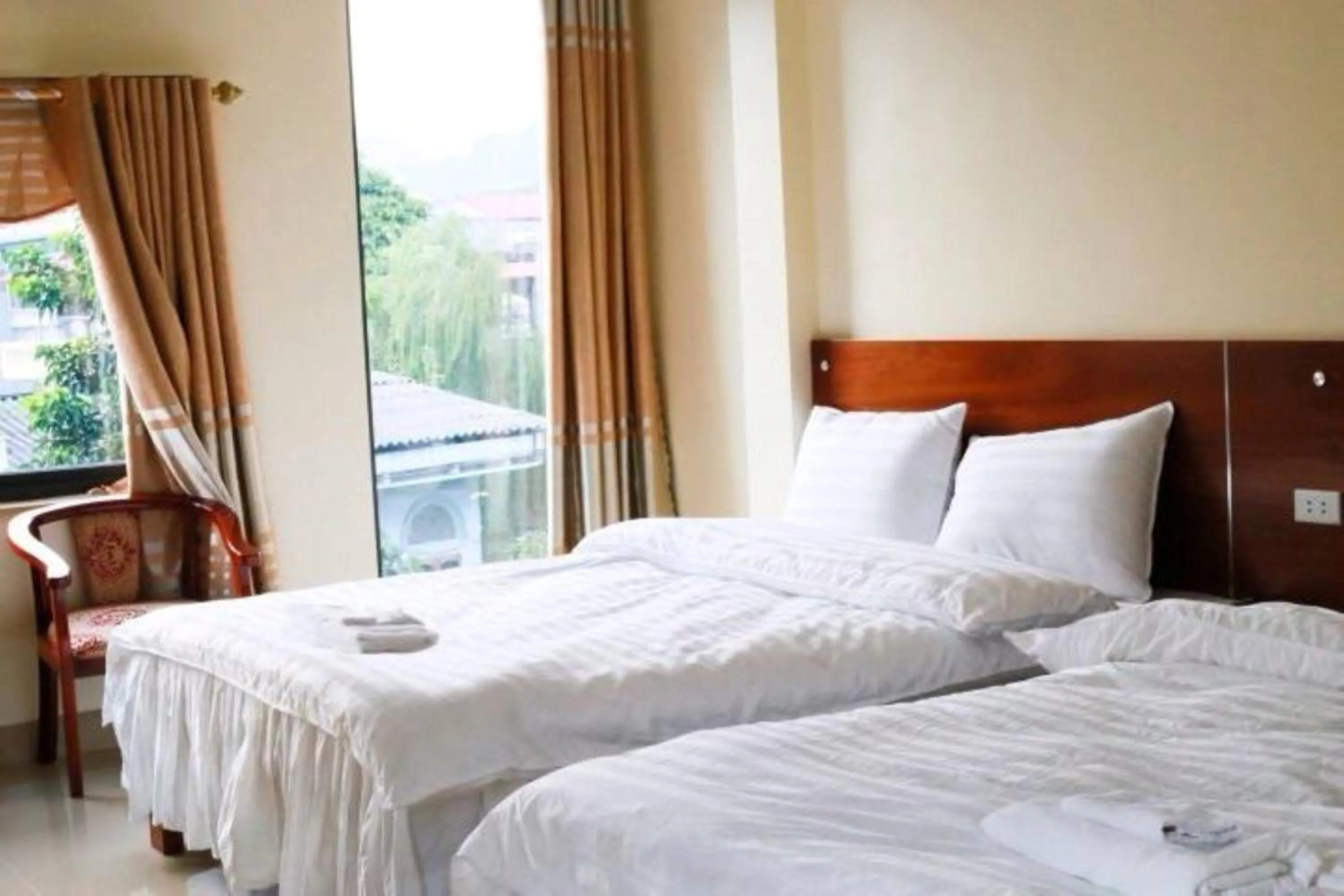 Bedroom, Bed in Tam Giác Mạch Hotel