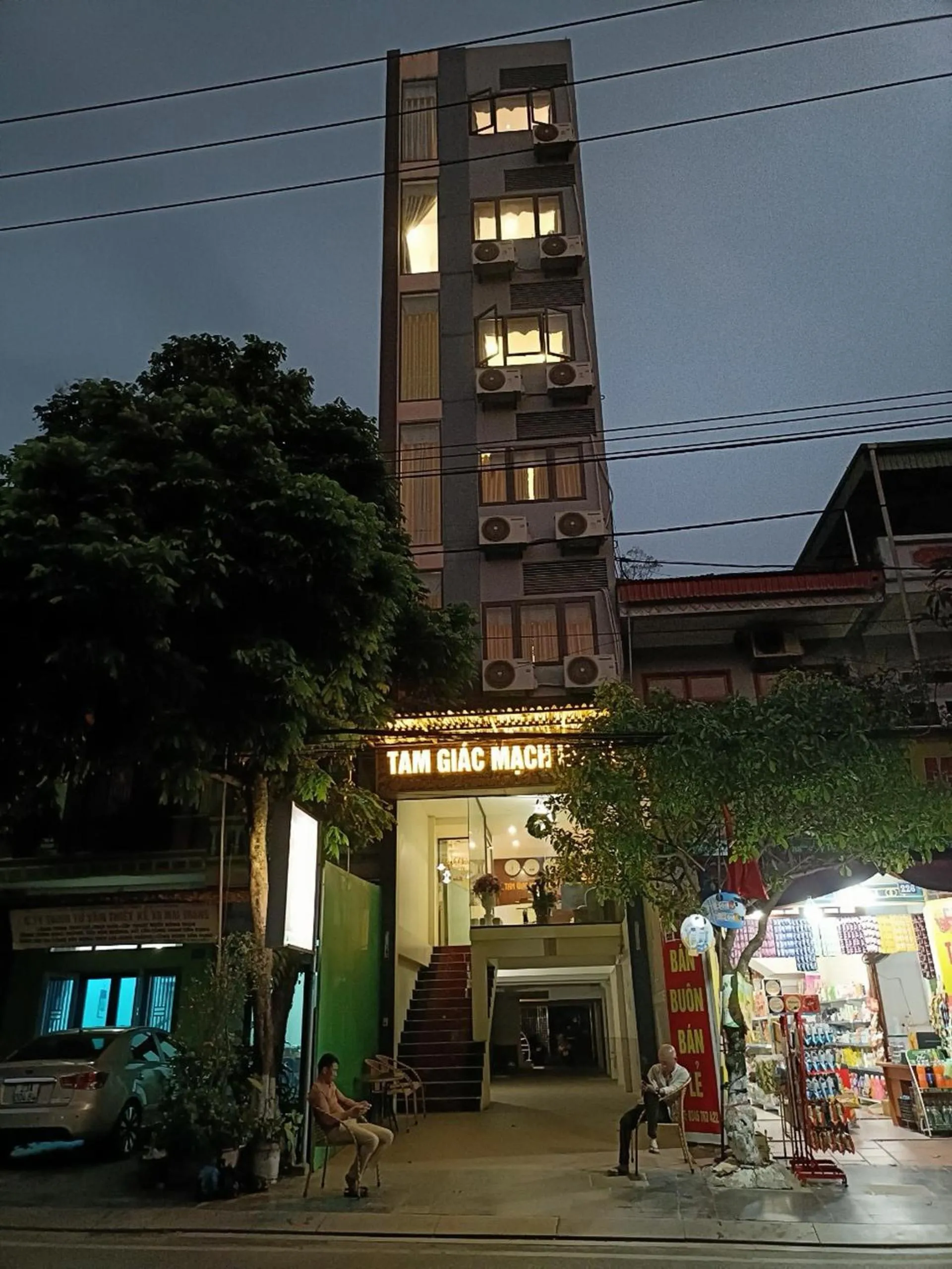 Night in Tam Giác Mạch Hotel