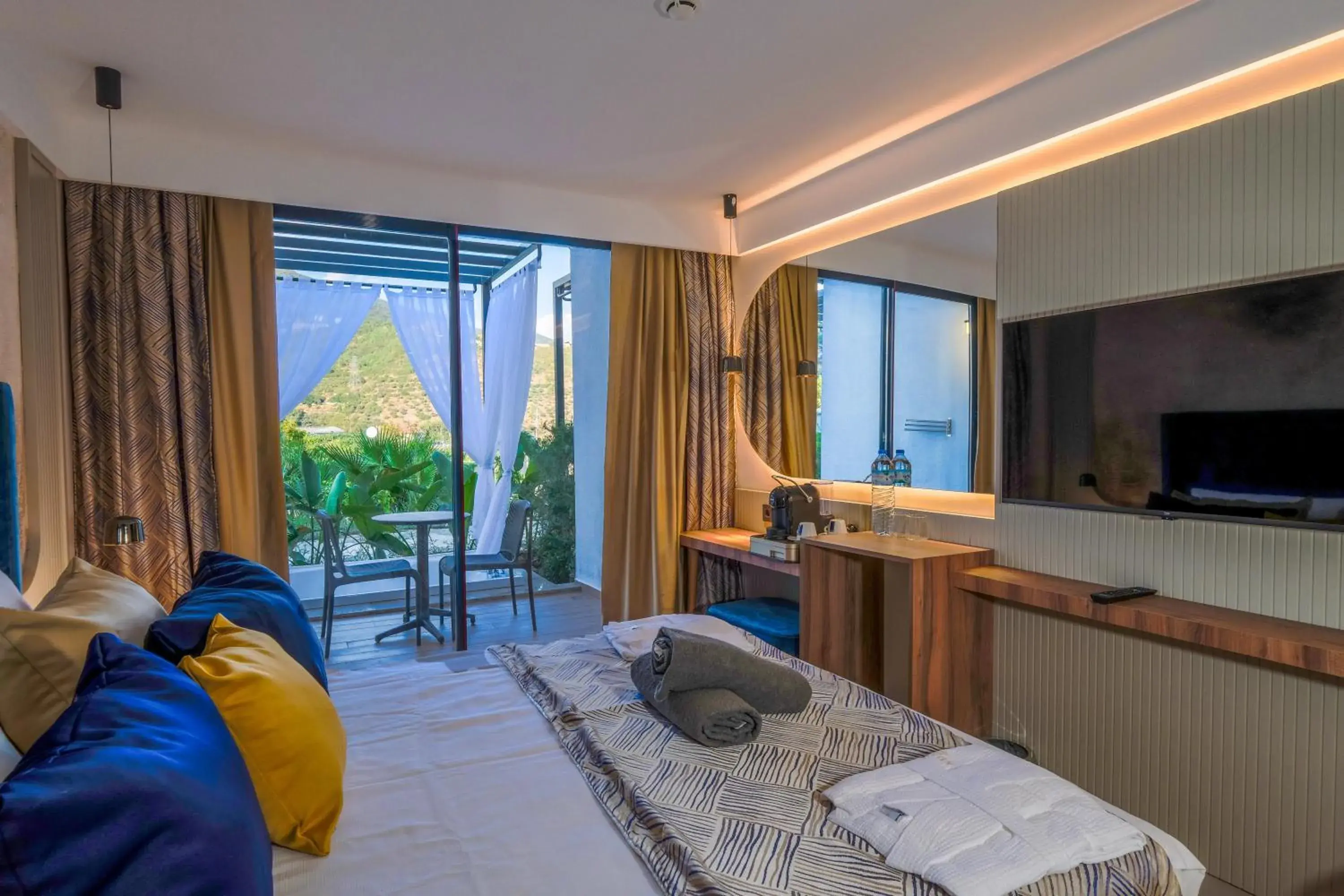 Photo of the whole room, Bed in Ada Port Hotel Adults Only Photo of the whole room, Bed in Ada Port Hotel Adults Only