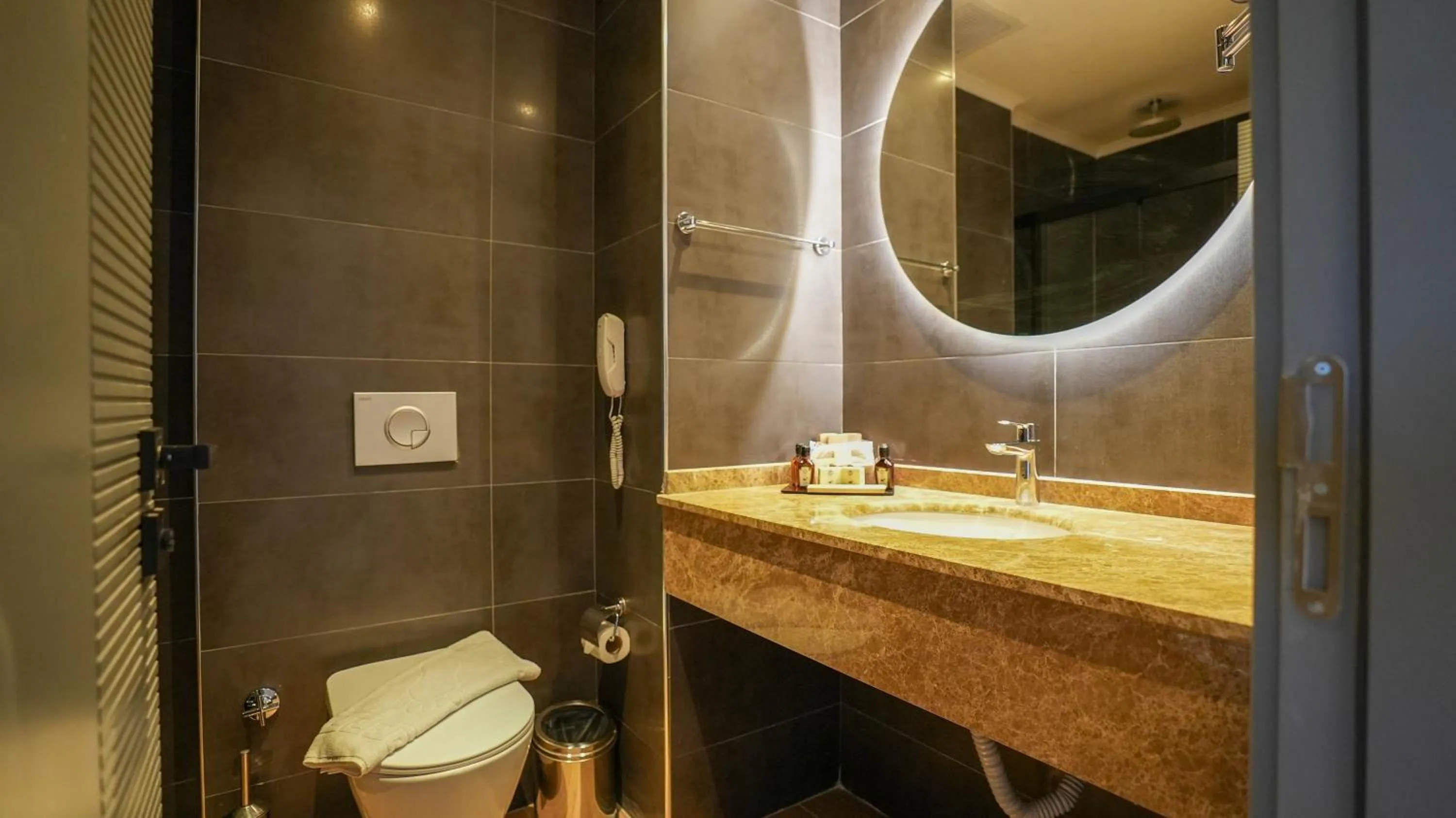 Shower in Ada Port Hotel Adults Only