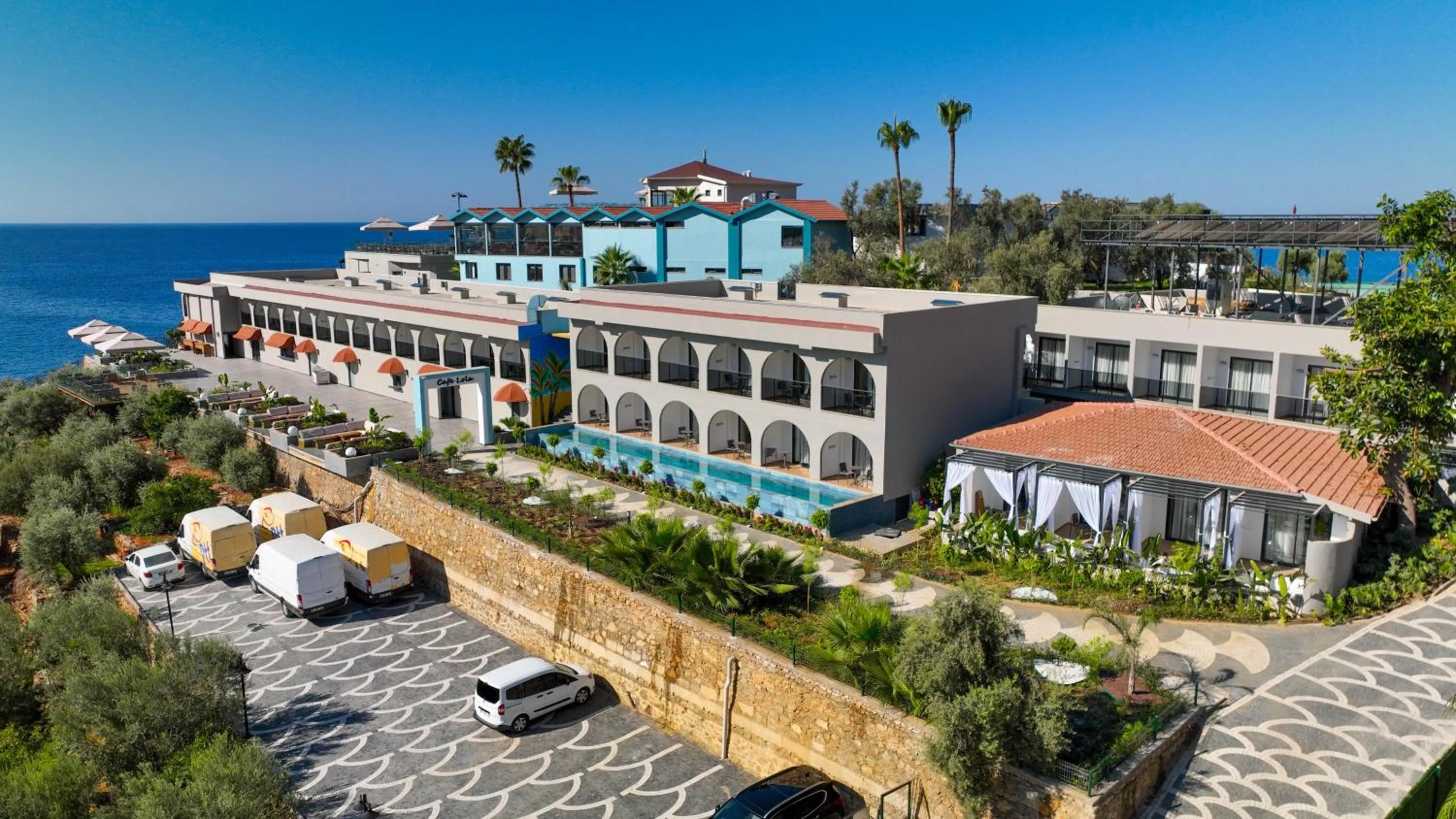 Parking in Ada Port Hotel Adults Only