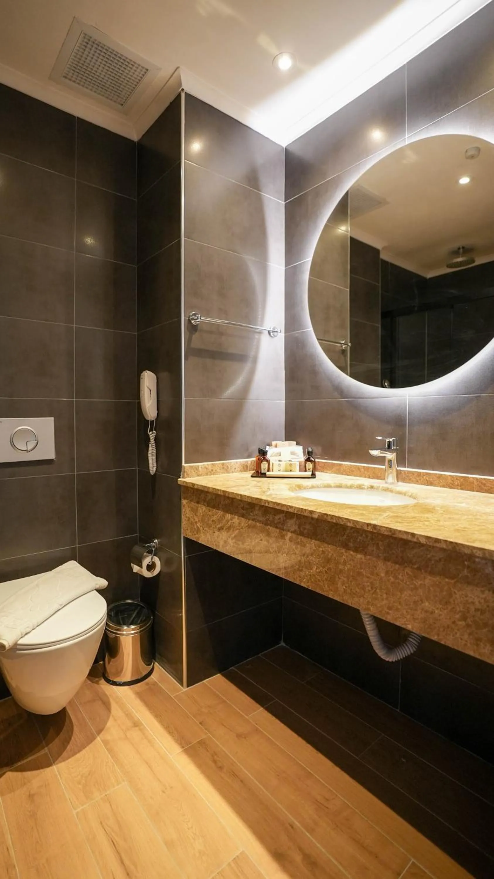 Toilet in Ada Port Hotel Adults Only