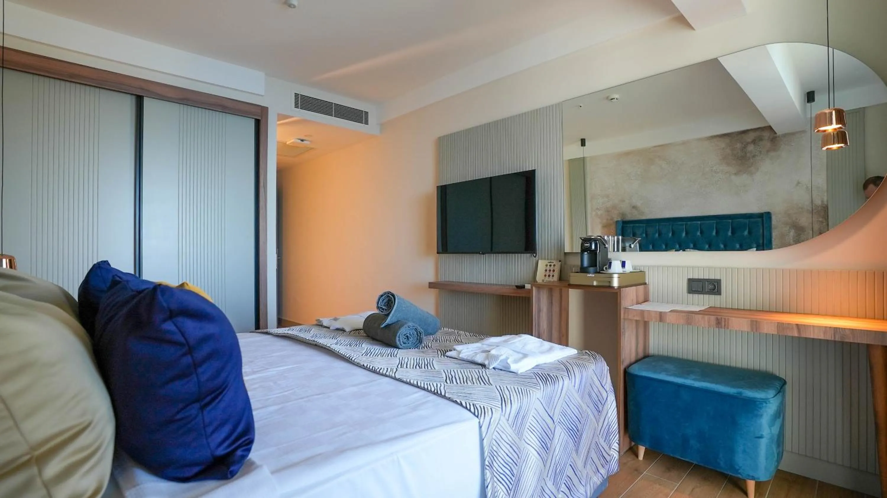 Photo of the whole room, Bed in Ada Port Hotel Adults Only