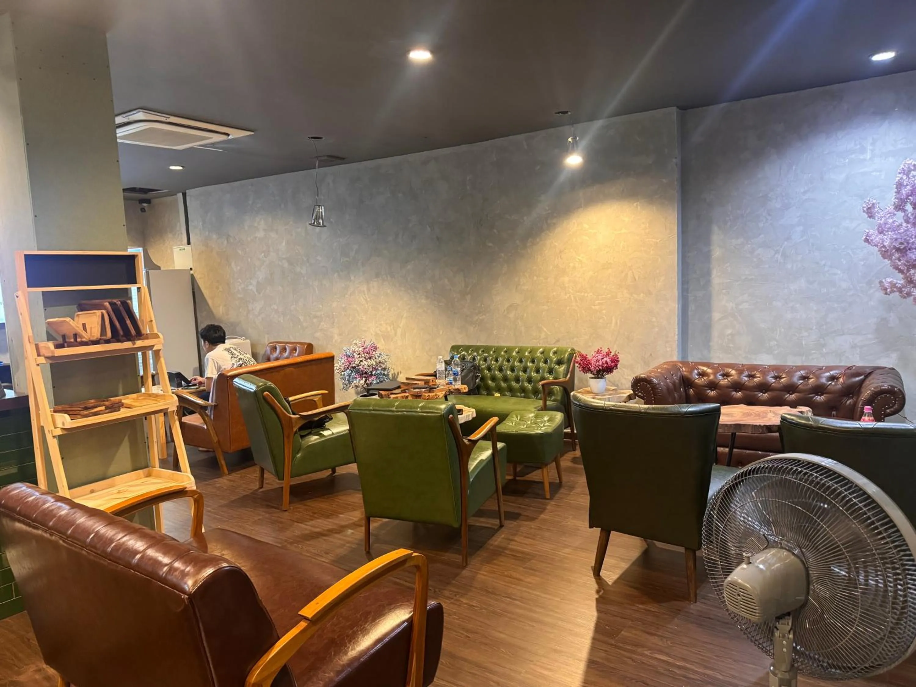 Living room in Bud Brew Beyond Dispensary and Hotel