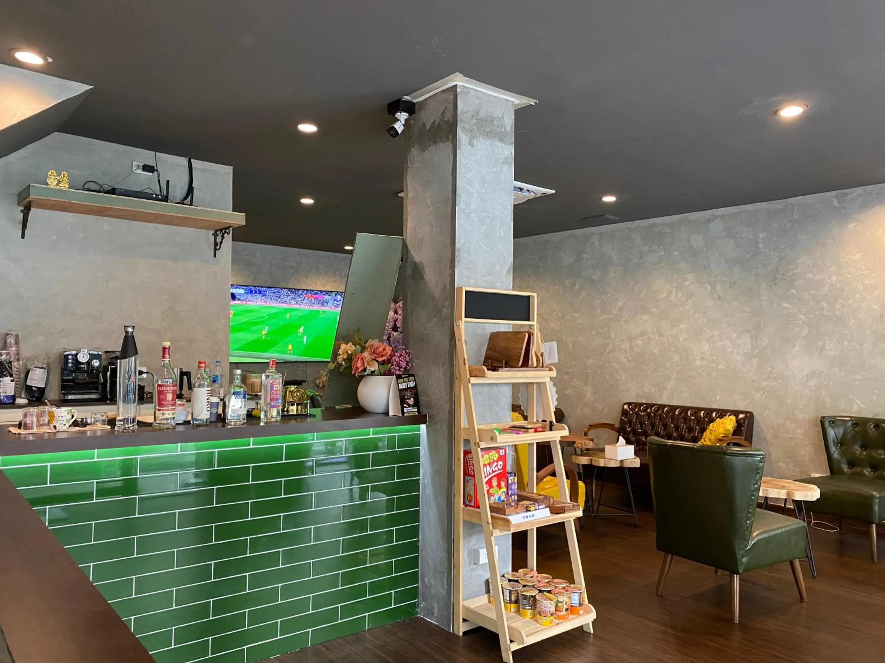 Living room in Bud Brew Beyond Dispensary and Hotel