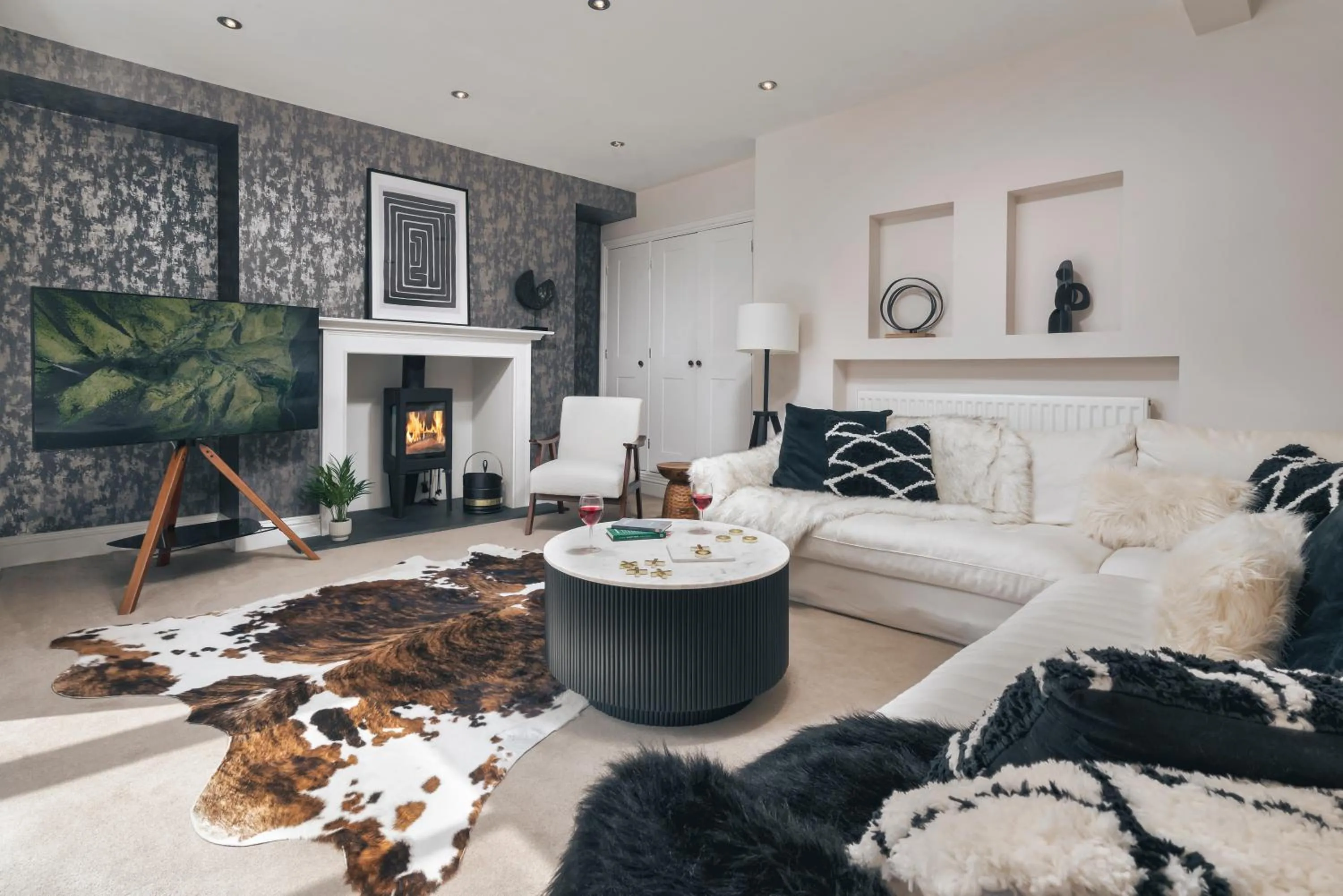 Communal lounge/ TV room in Rosemount Lake District Townhouse with Hot Tub - Ridgestone