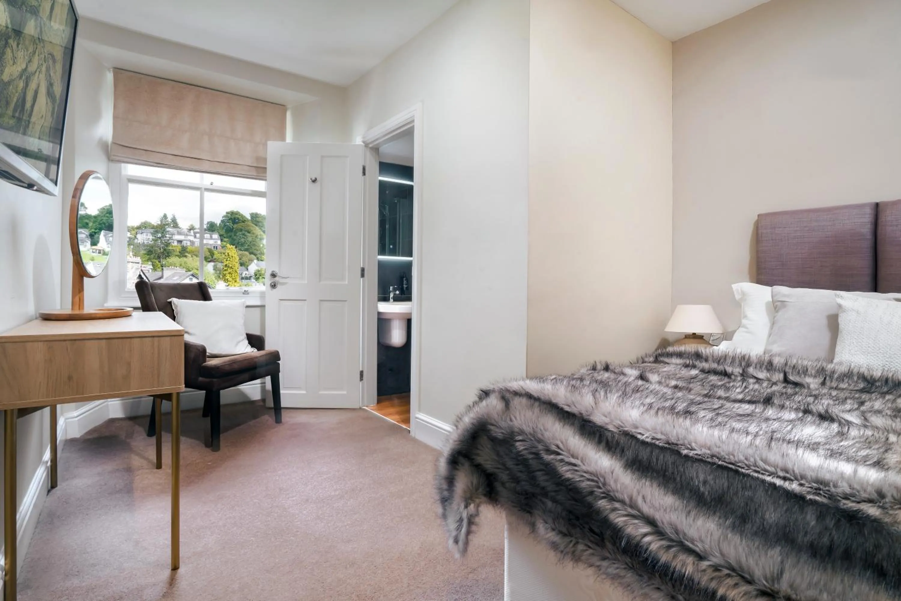 Bed in Rosemount Lake District Townhouse with Hot Tub - Ridgestone