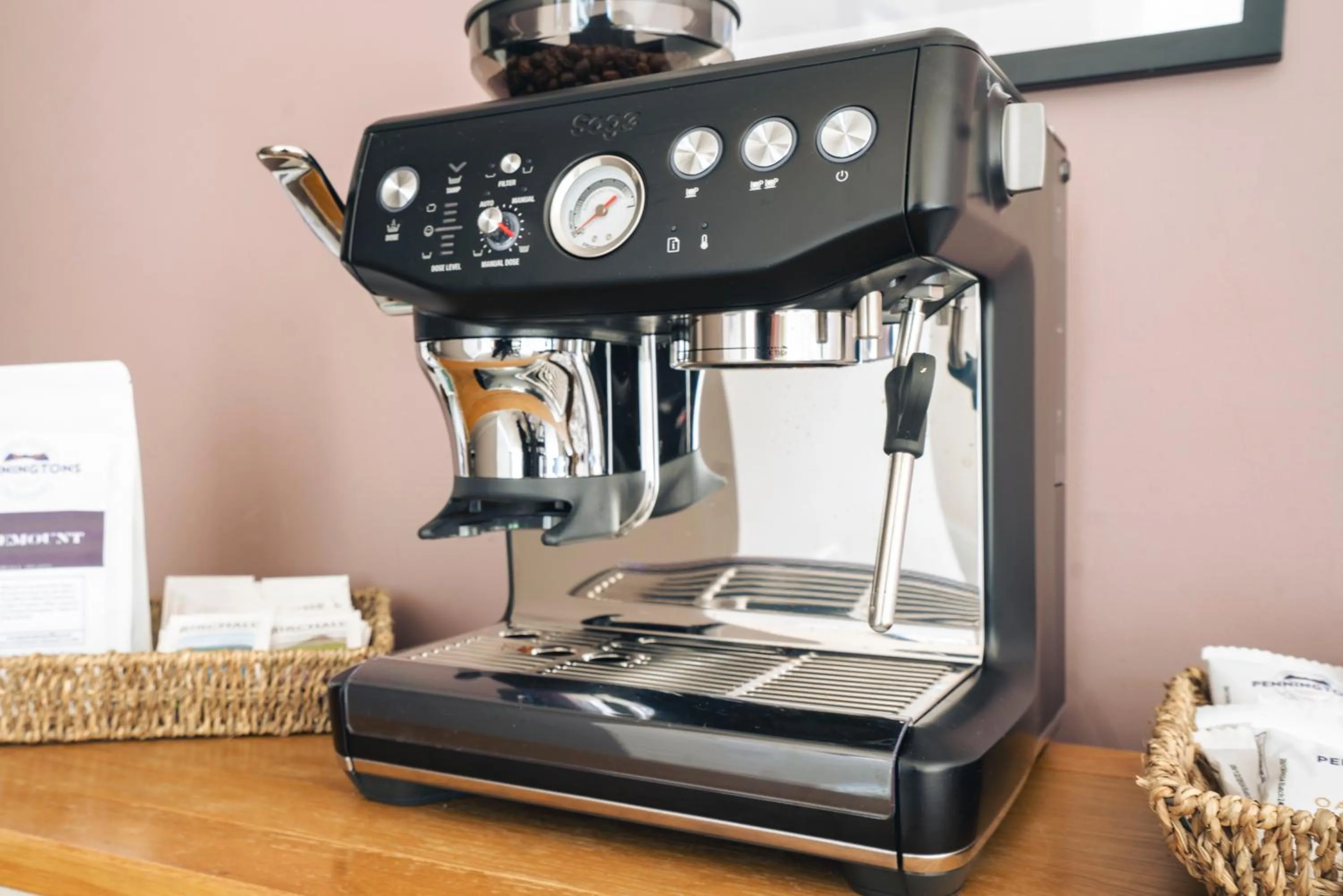 Coffee/tea facilities in Rosemount Lake District Townhouse with Hot Tub - Ridgestone