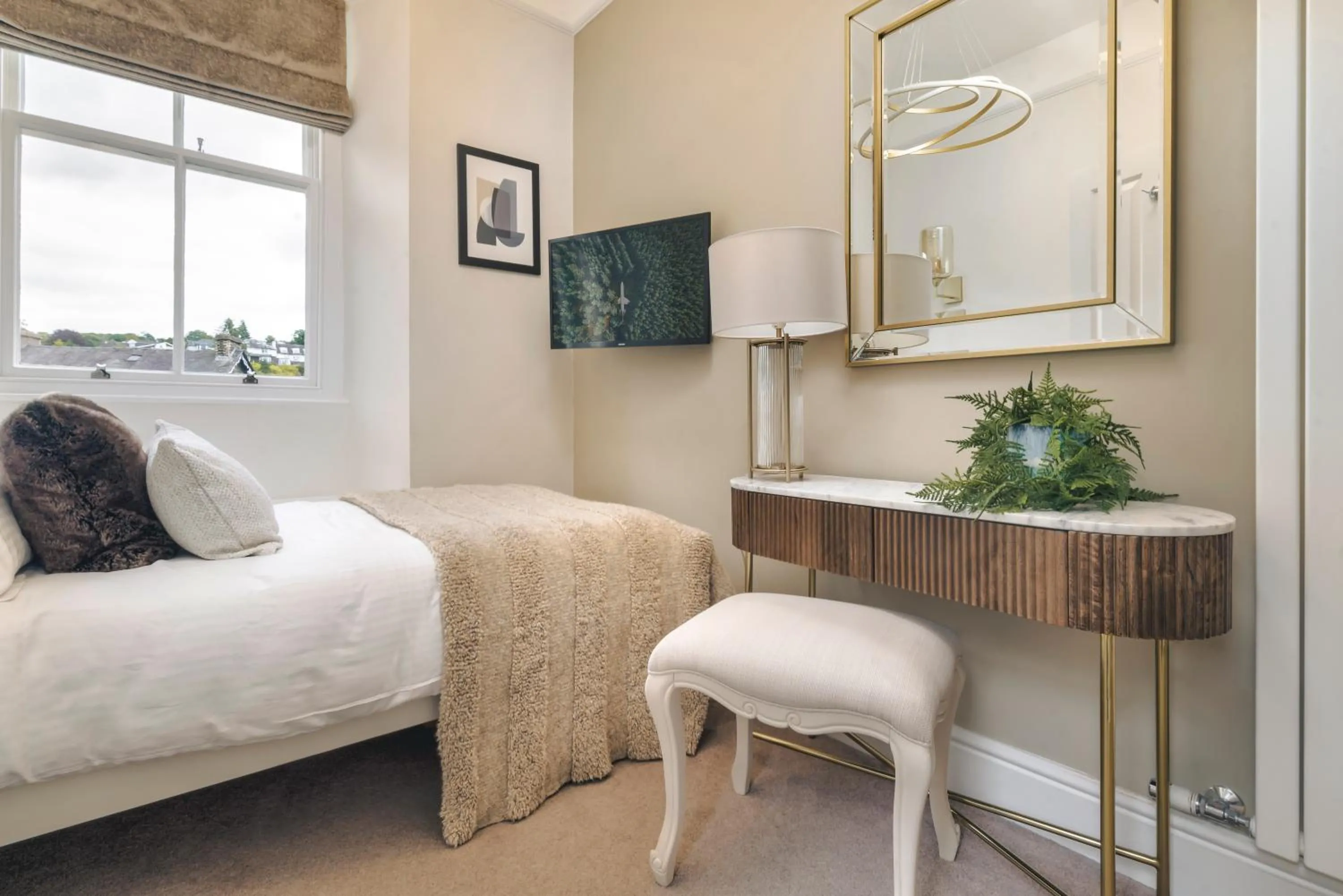 Bed in Rosemount Lake District Townhouse with Hot Tub - Ridgestone