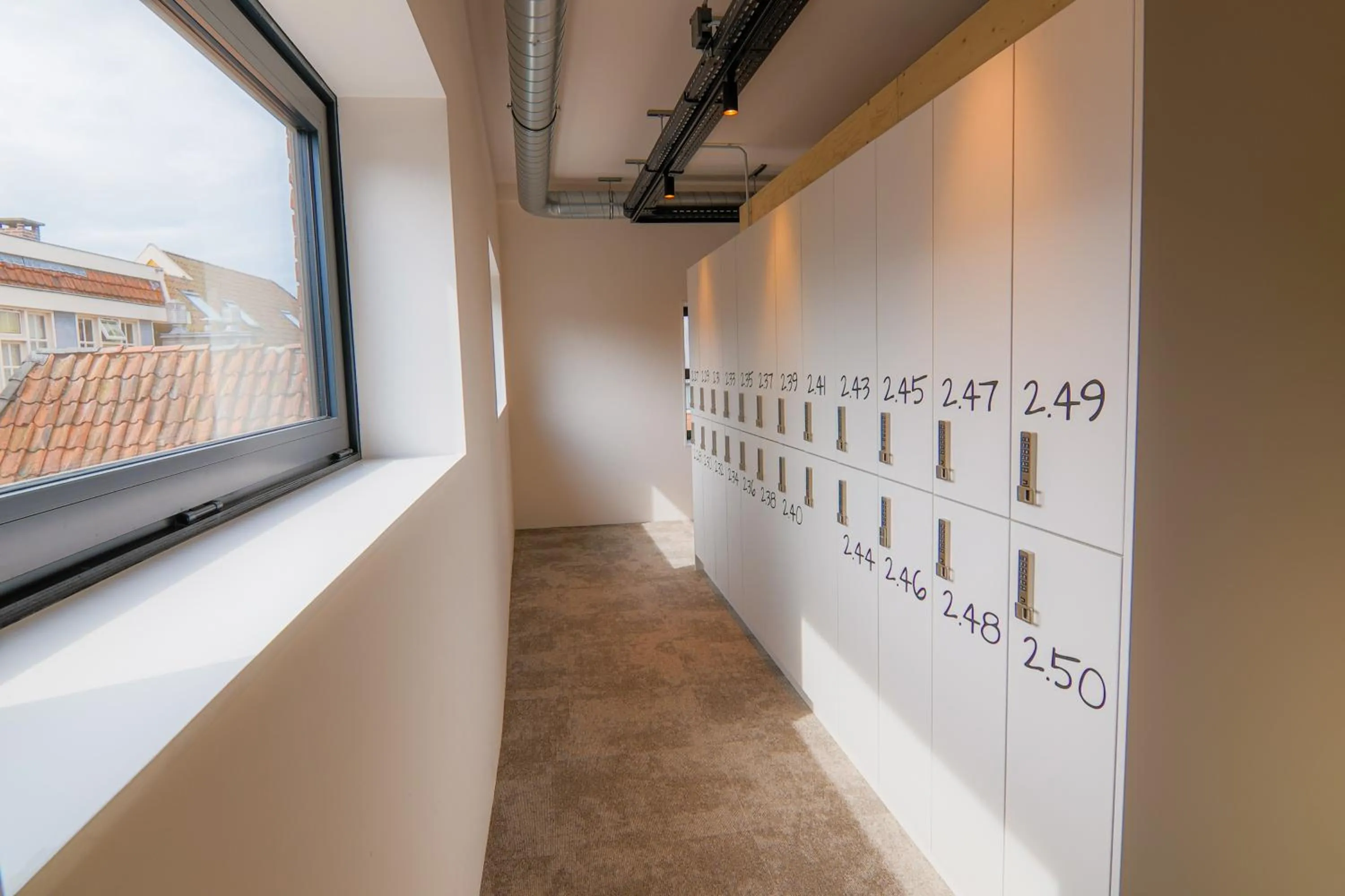 locker in PJs Hostel