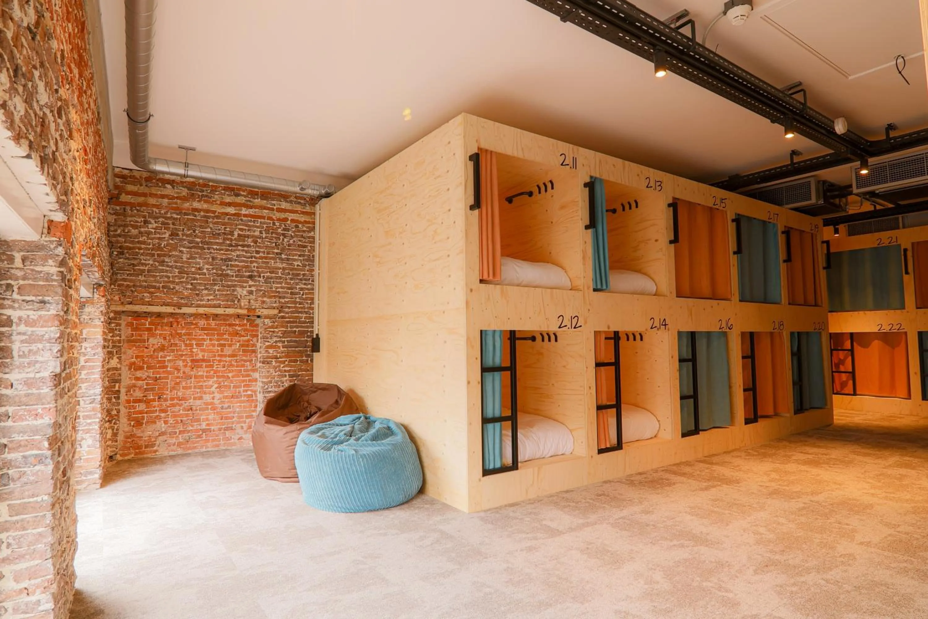 Bedroom in PJs Hostel