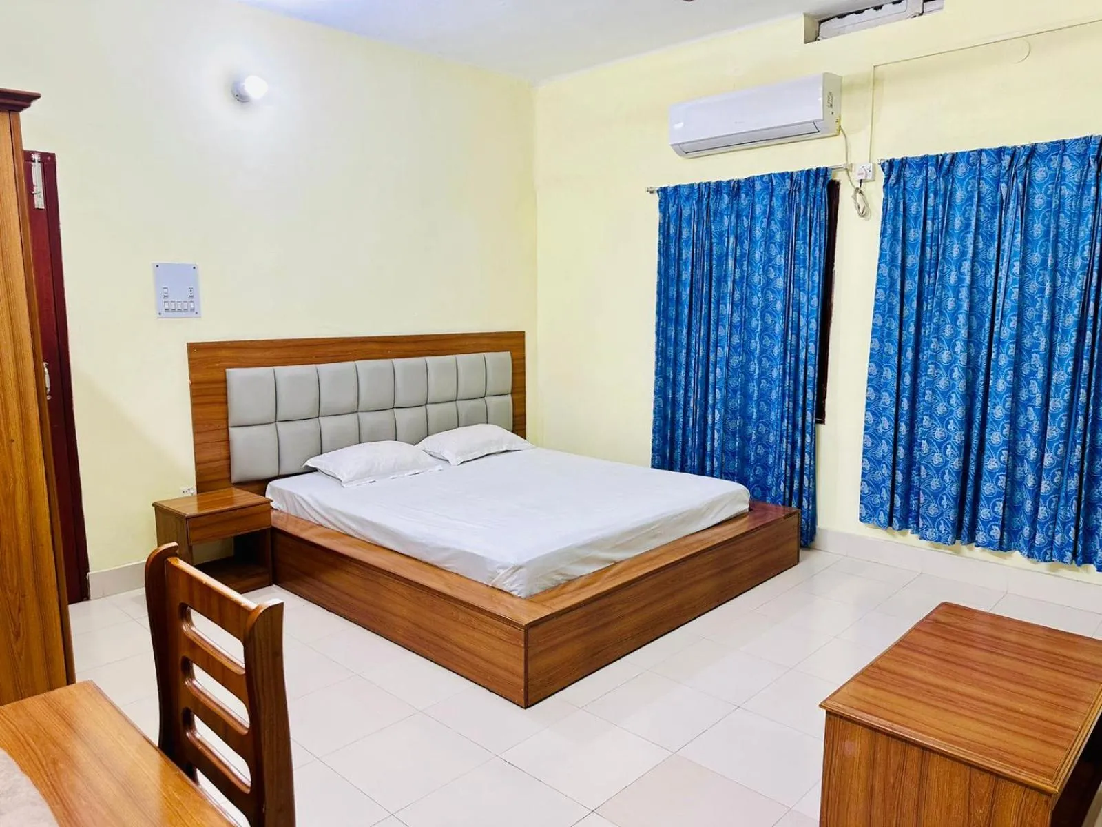Asroy Guest House