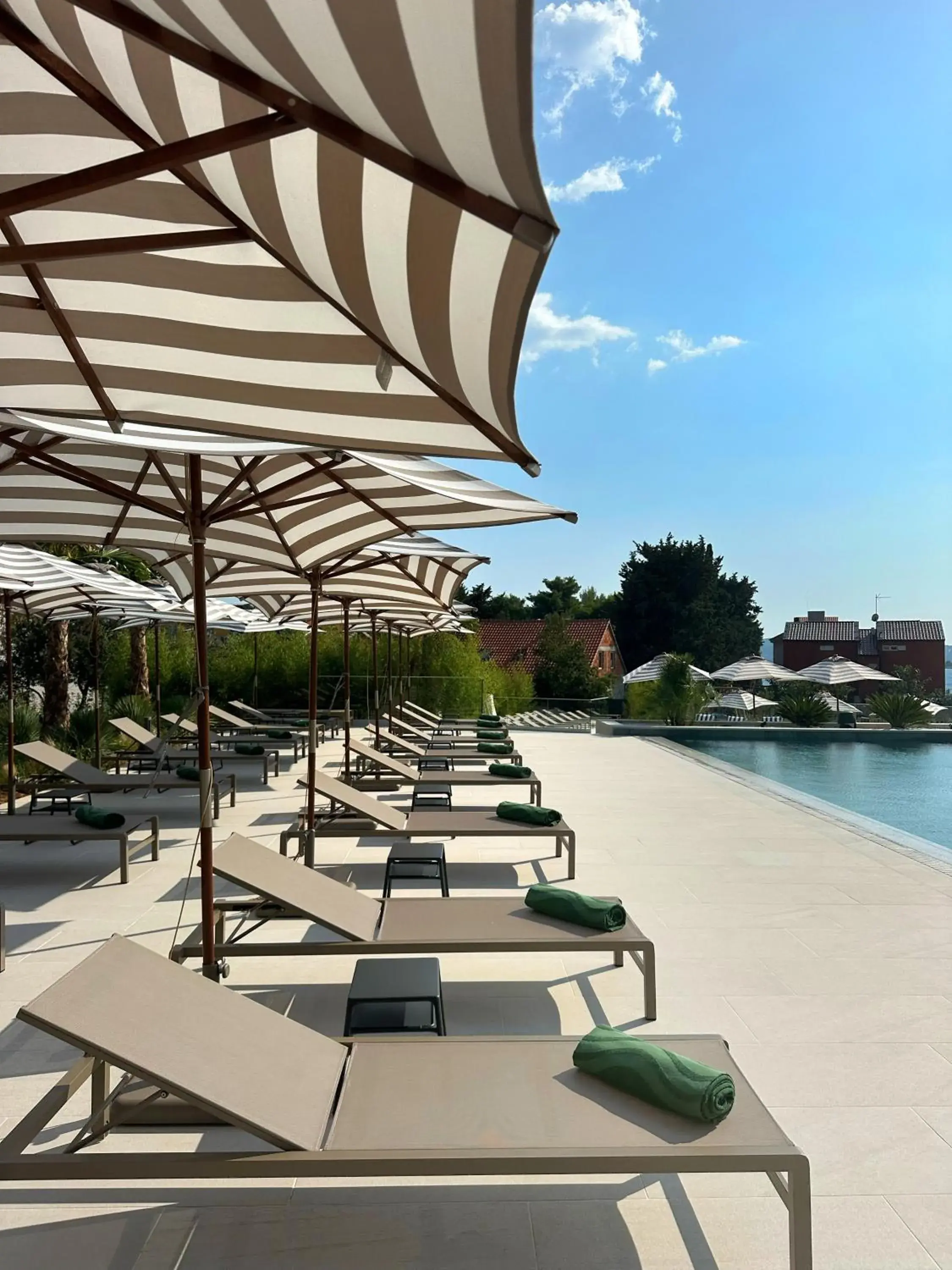 sunbed in Molum Hotel & Residences sunbed in Molum Hotel & Residences