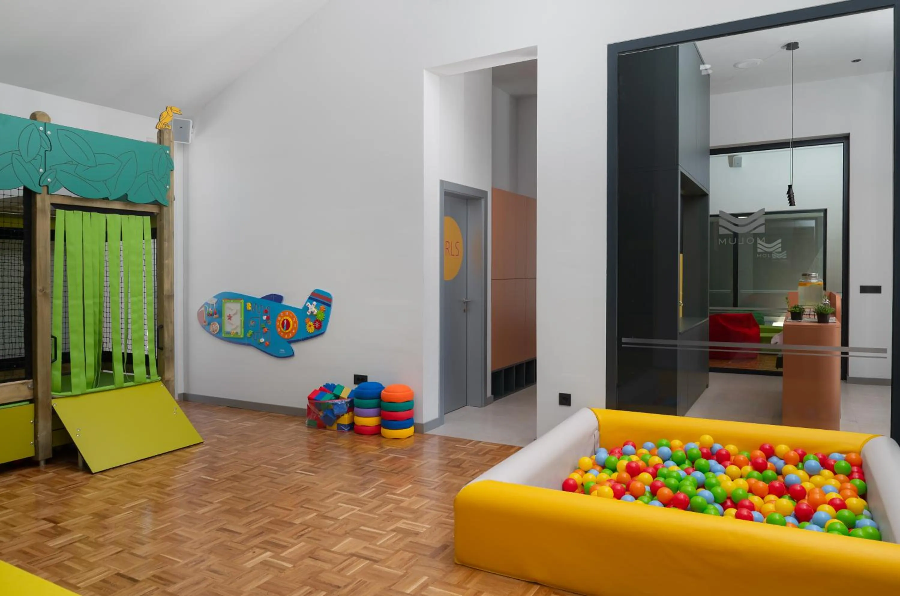 Kids's club in Molum Hotel & Residences