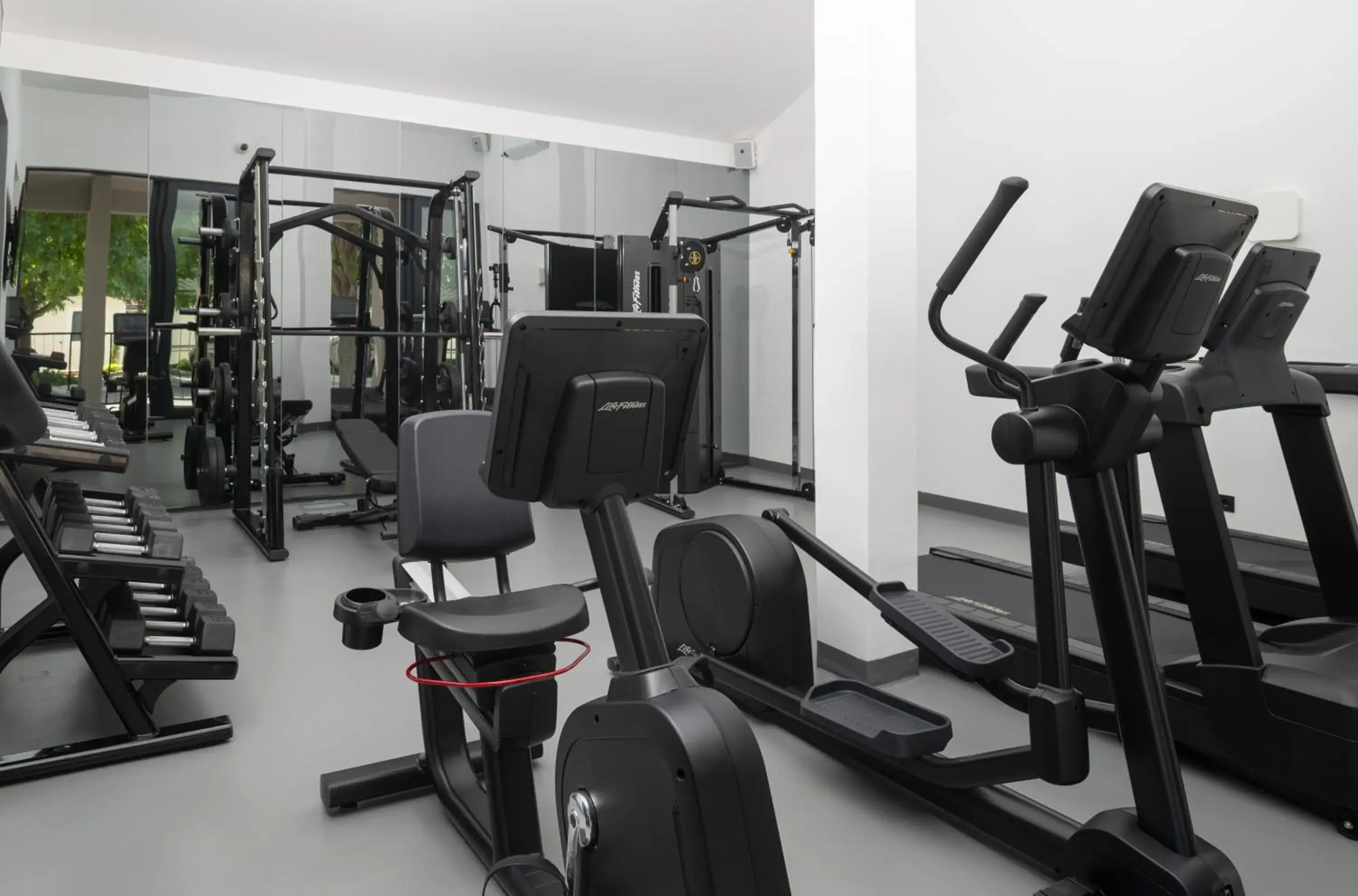 Fitness centre/facilities in Molum Hotel & Residences Fitness centre/facilities in Molum Hotel & Residences