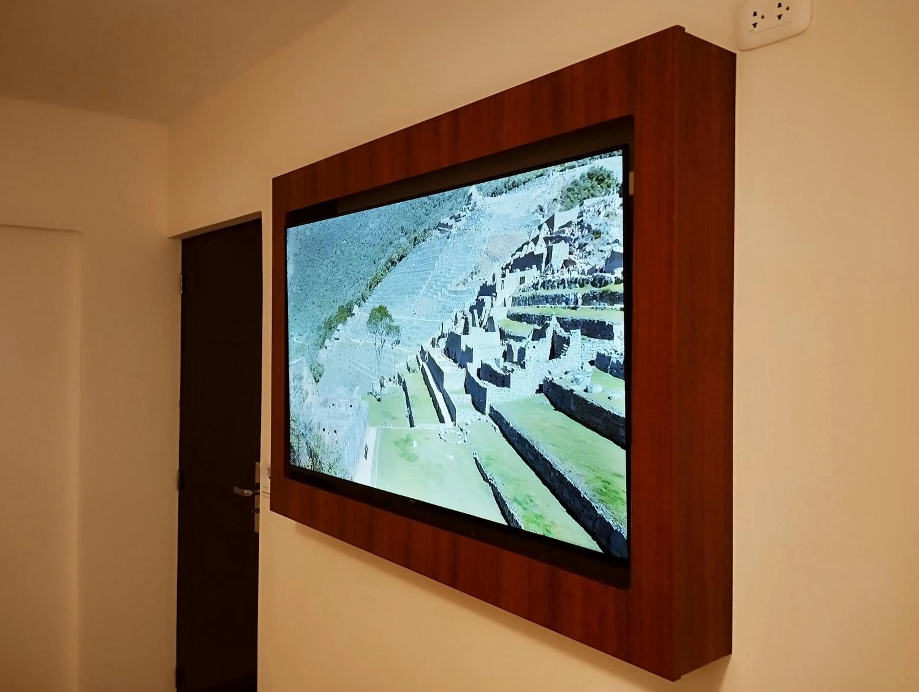 TV and multimedia in Casa Pucllana Miraflores - Hotel Boutique