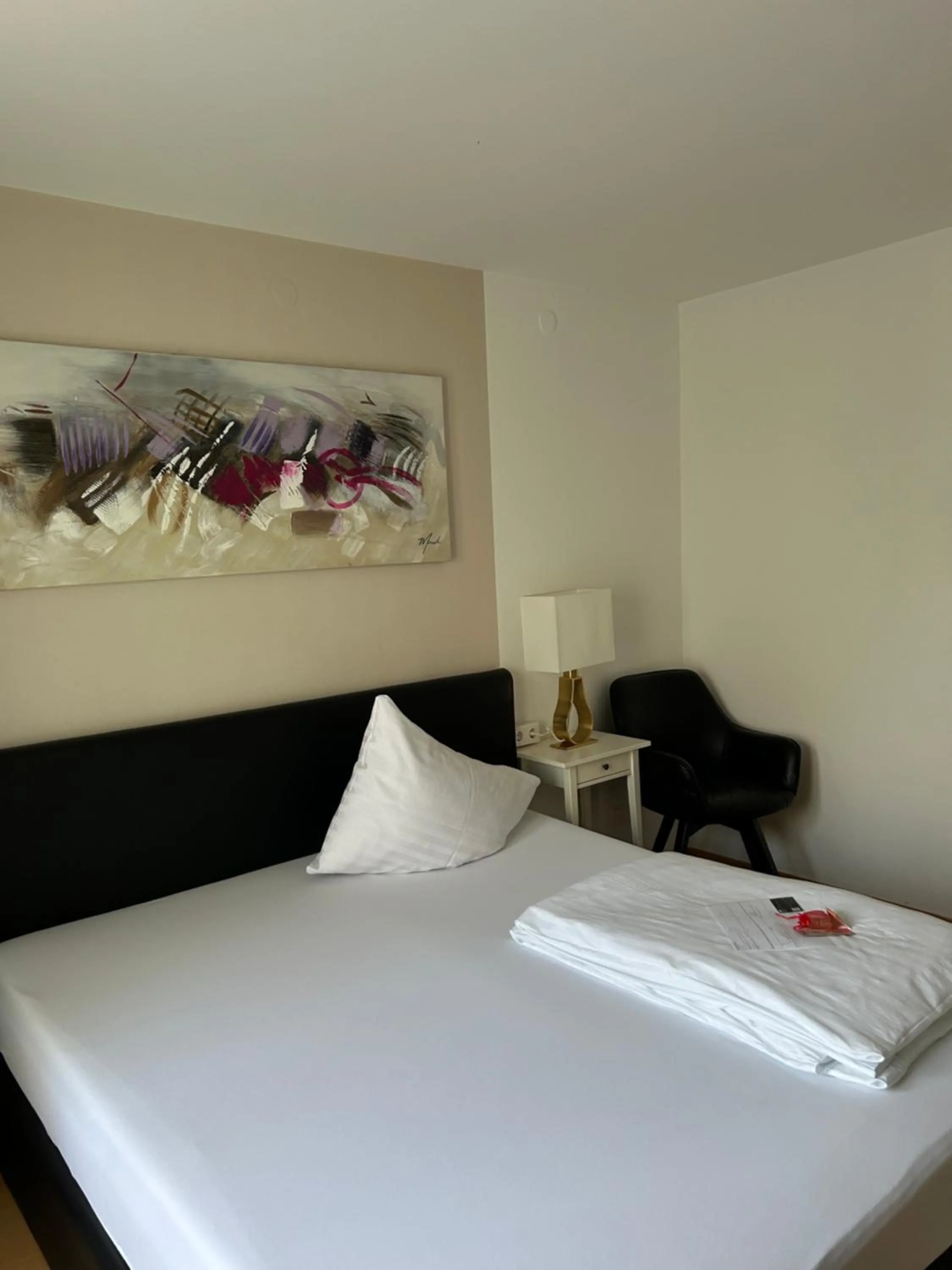 Photo of the whole room, Bed in Hotel Berg