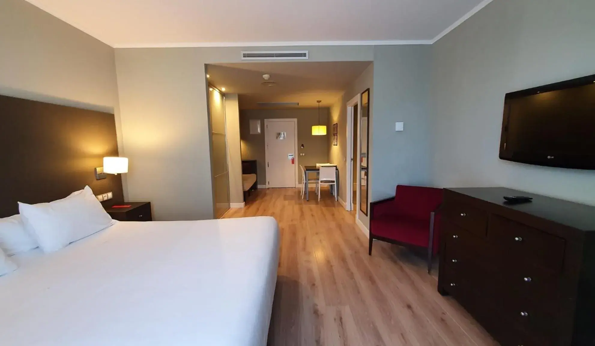 Bedroom, Bed in HG La Molina Bedroom, Bed in HG La Molina