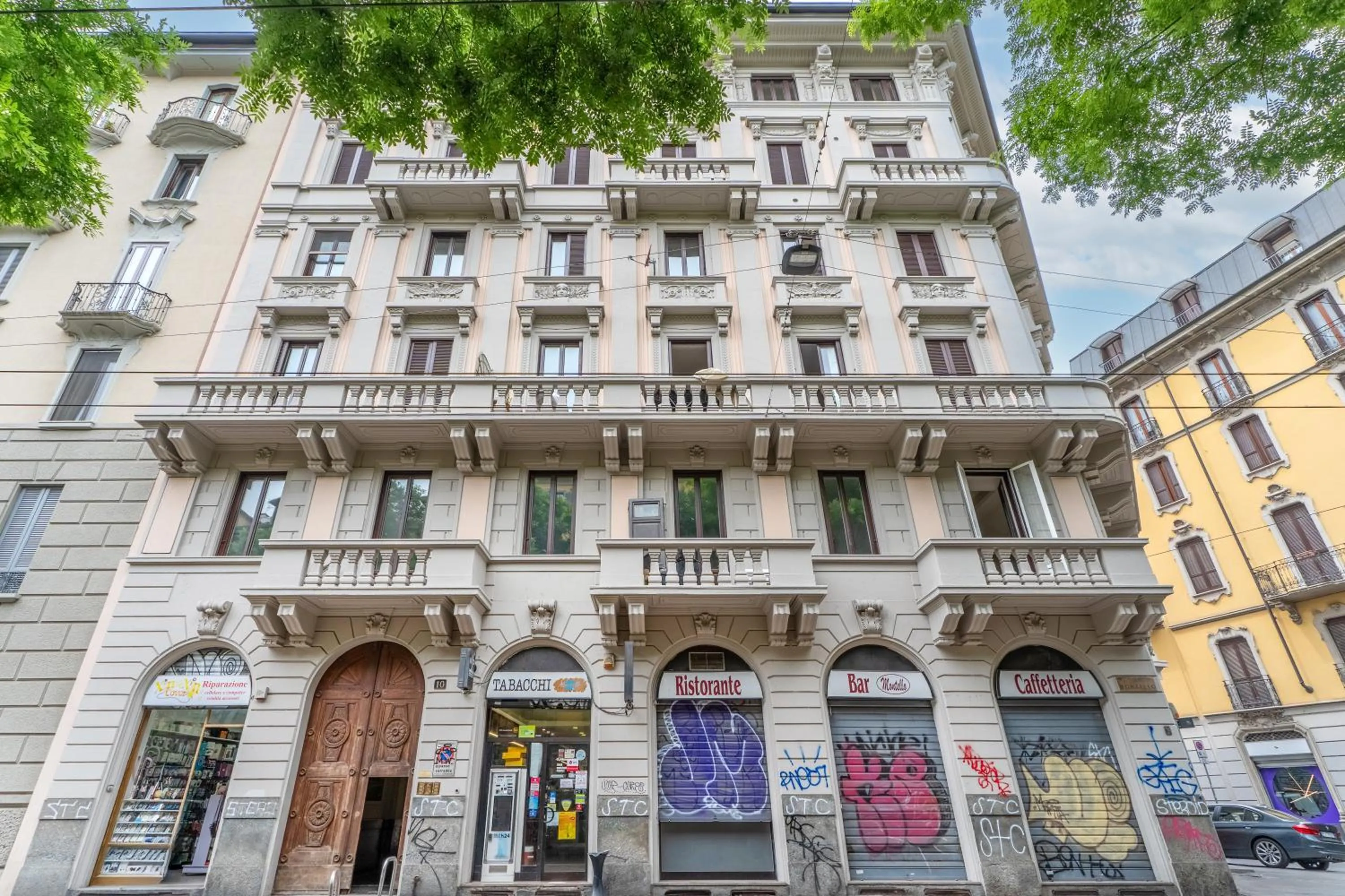 Property building in Montello Suites Foresteria Lombarda