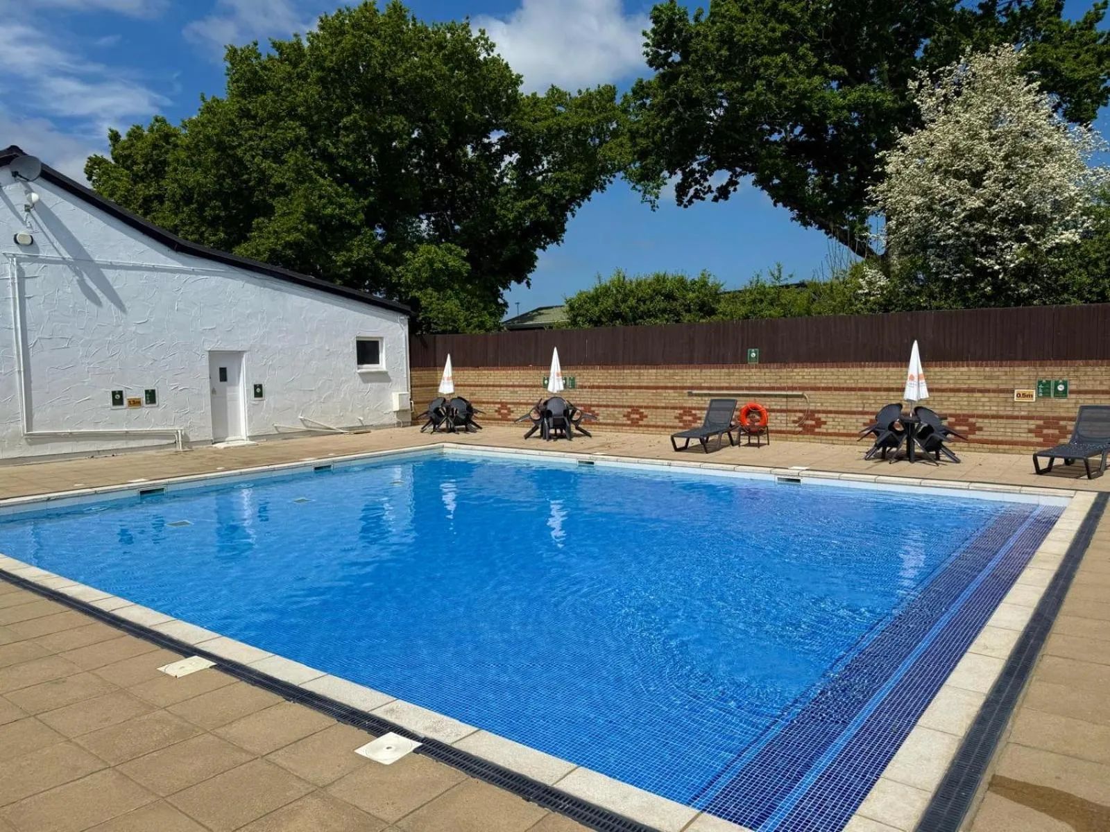Swimming pool in Red Squirrel Lodge