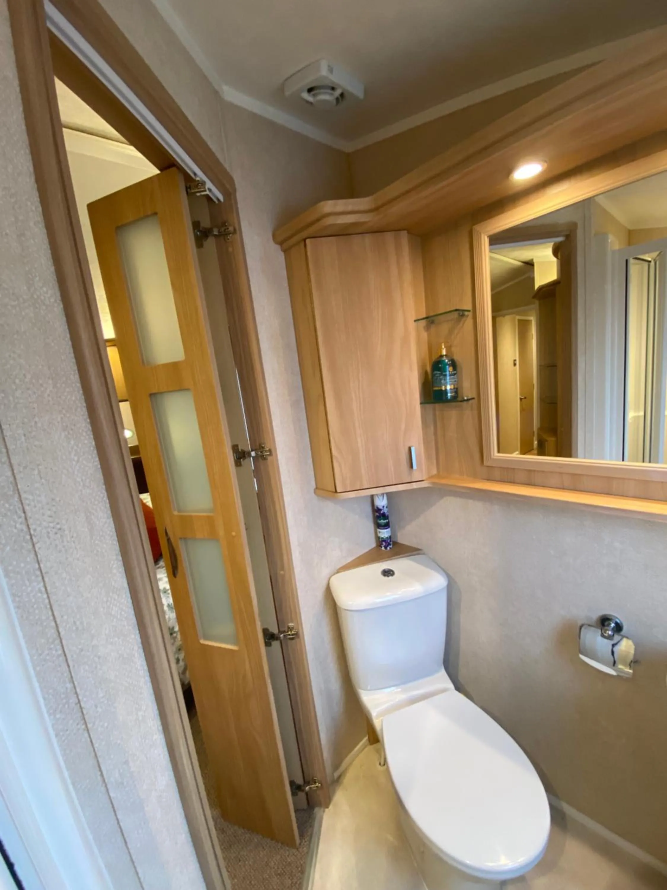 Shower in Red Squirrel Lodge