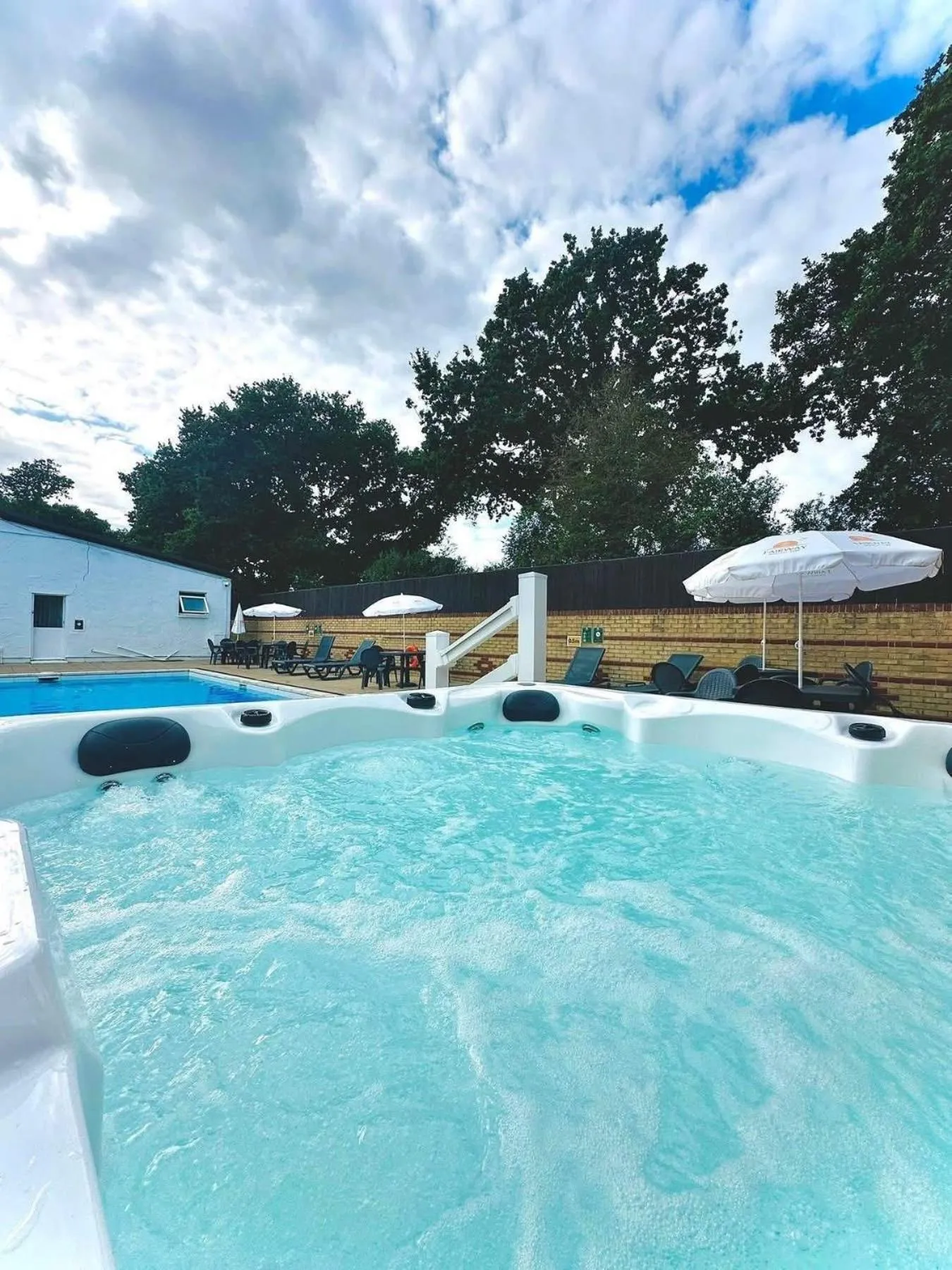 Red Squirrel Lodge